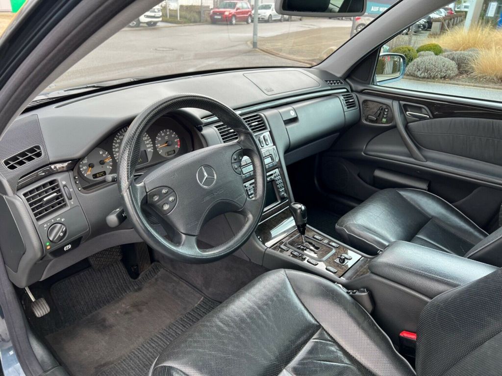 Mercedes AMG, 7 miest, 354 koní, len 25 000 €!