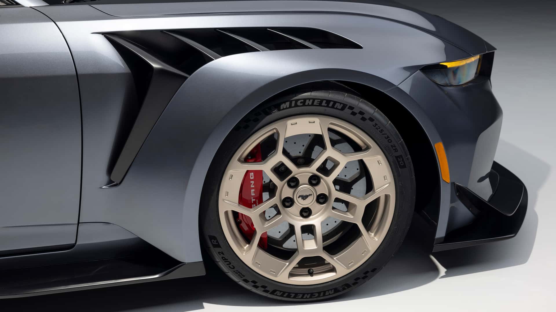 Ford Mustang GTD: Z okruhov priamo na cesty