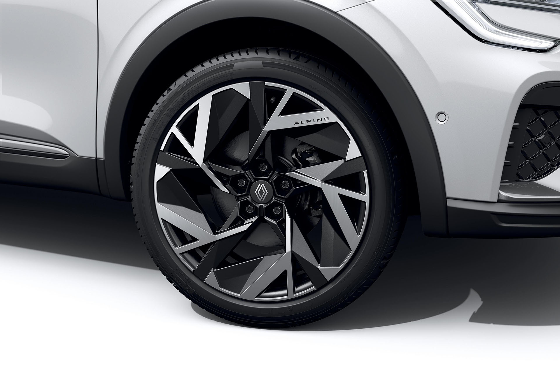 Renault Arkana: Modernizácia zasiahla dizajn, ale aj výbavy
