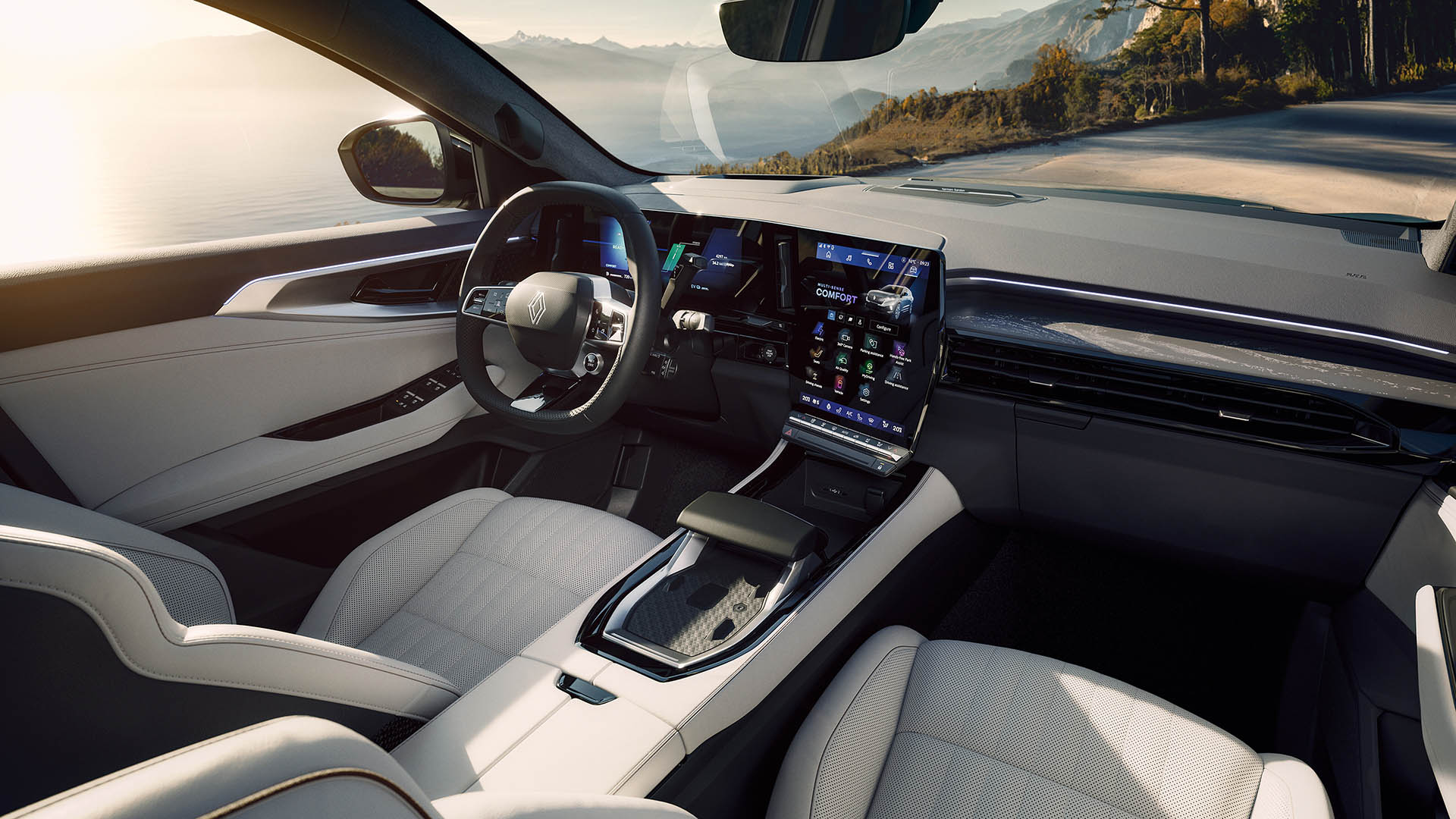 Renault odhalil nový Espace: Všetko, čo o novom rodinnom aute potrebujete vedieť