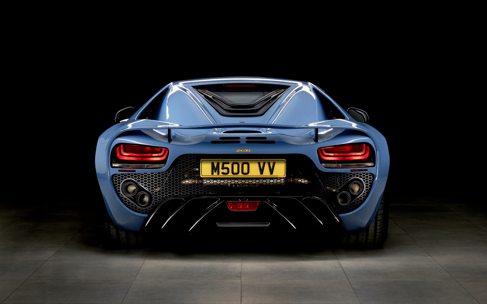 Noble M500 má svetlá z Corvette a motor z amerického pick-upu