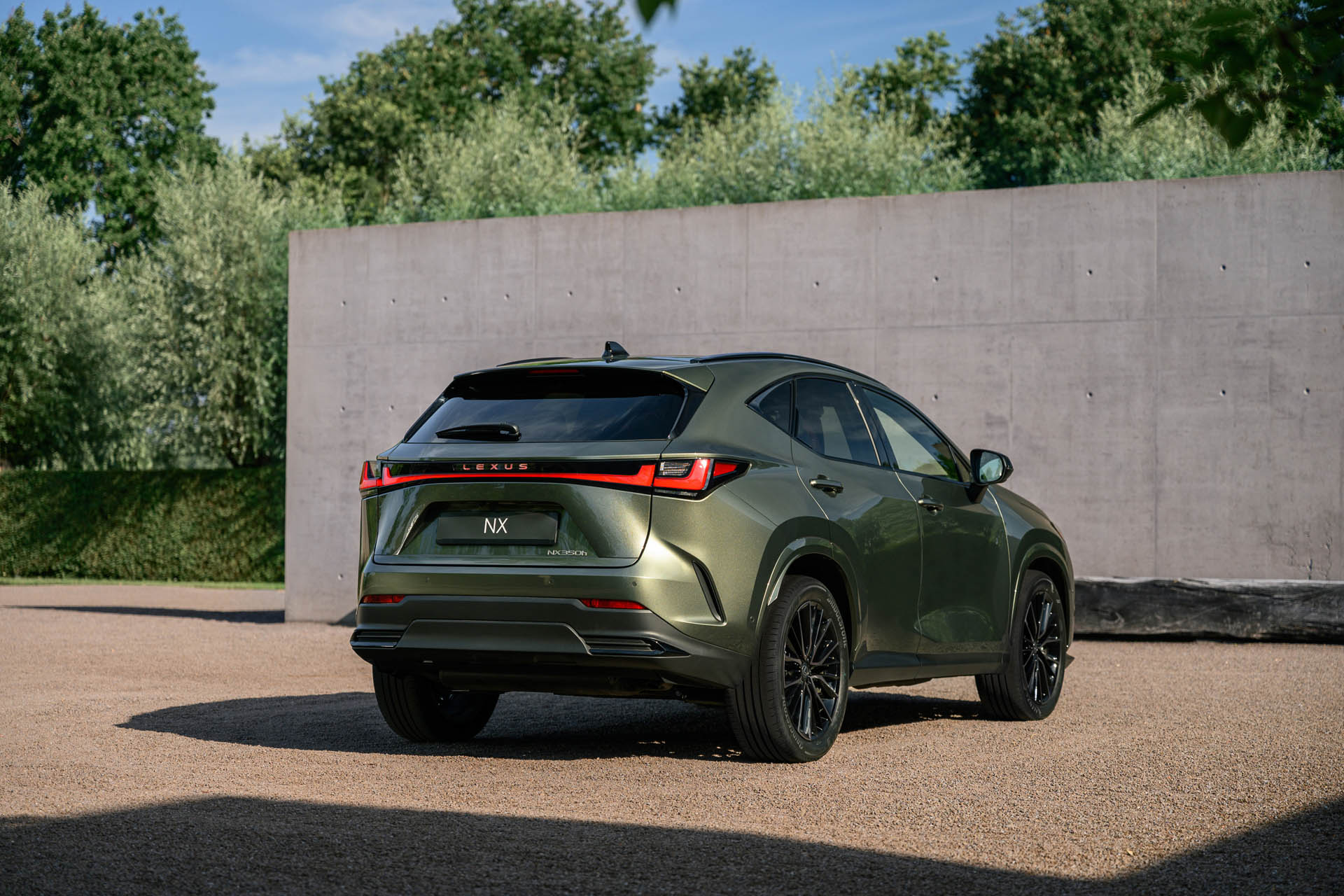 Lexus NX 2027