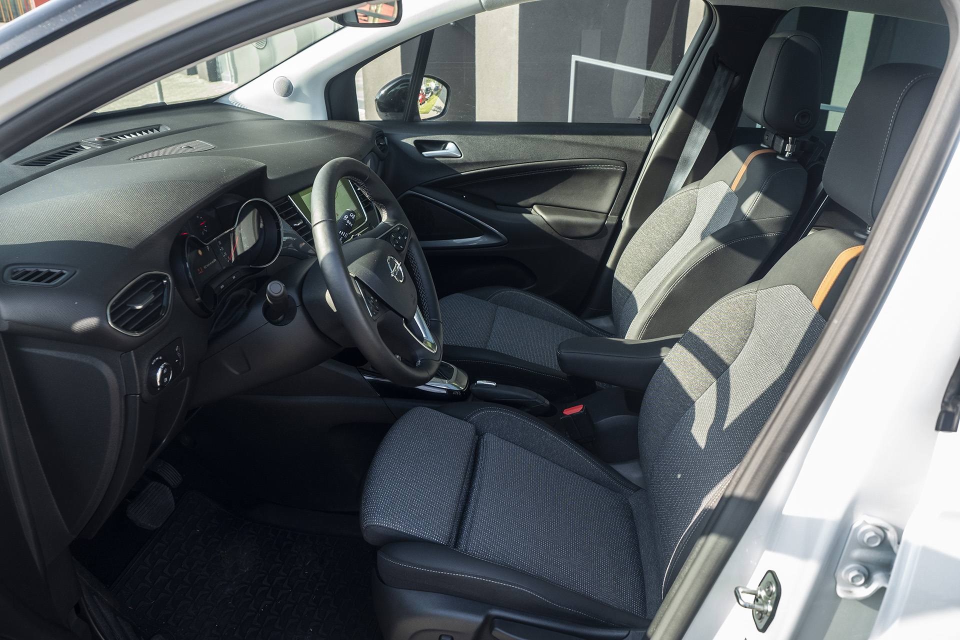 Opel Crossland sa zmenil faceliftom, čo je nové?