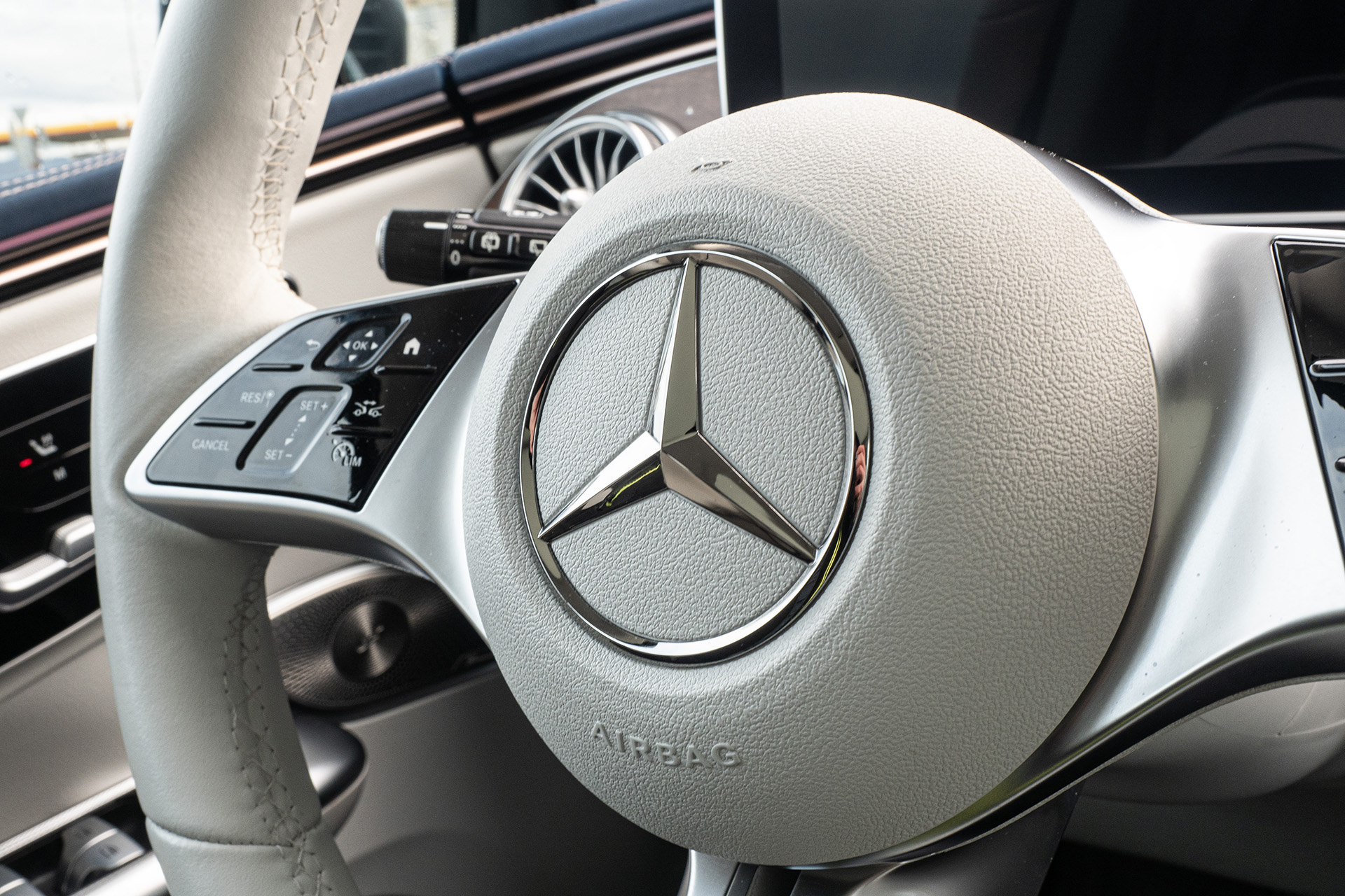 Test: Mercedes-Benz EQE 500 SUV 4Matic - Ticho je luxus