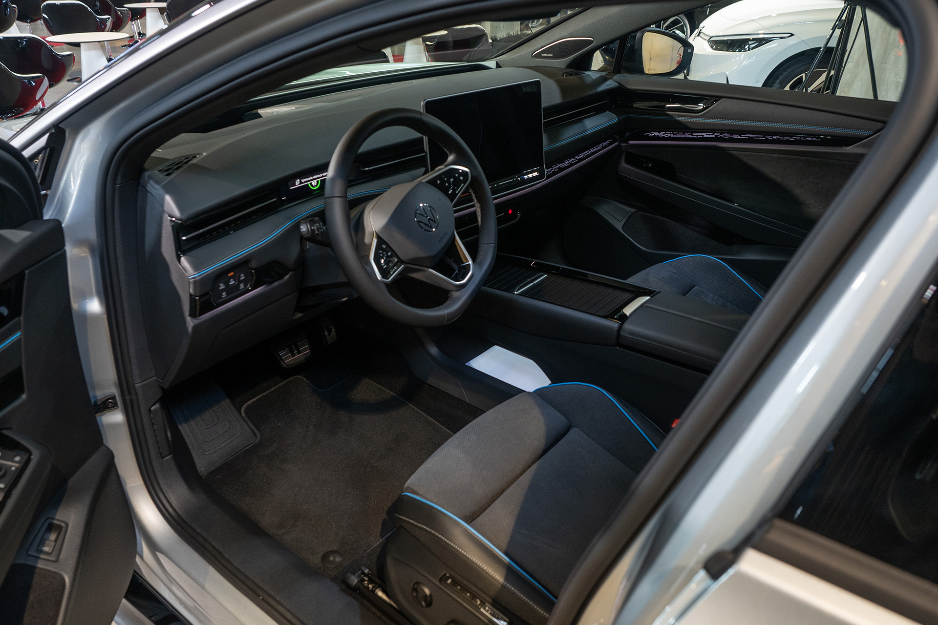 Volkswagen ID.7: konečne prichádza nízky elektromobil od Volkswagenu