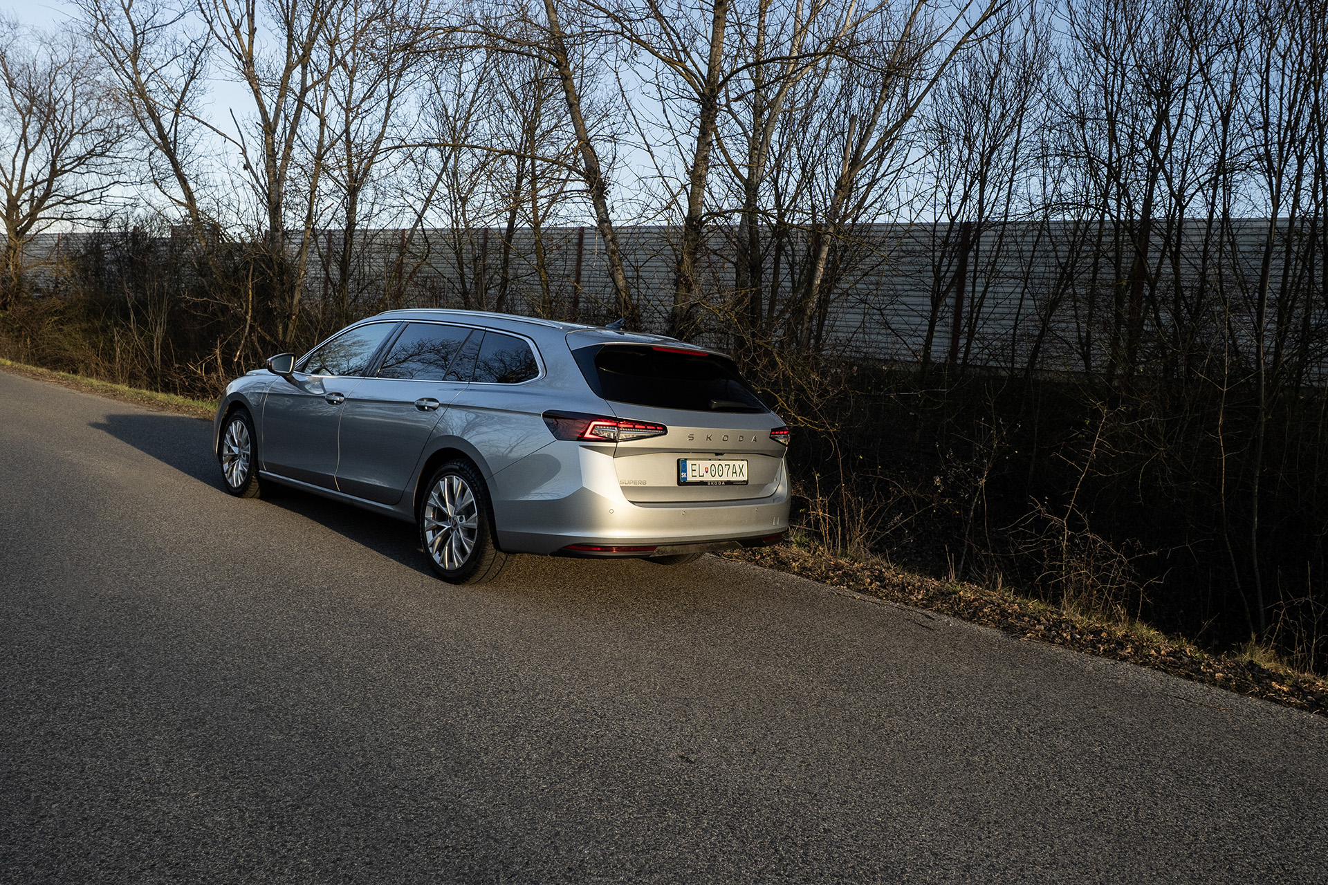 Otestovali sme zrejme najvyspelejšiu škodovku súčasnosti. Takto sa robia dobré autá!