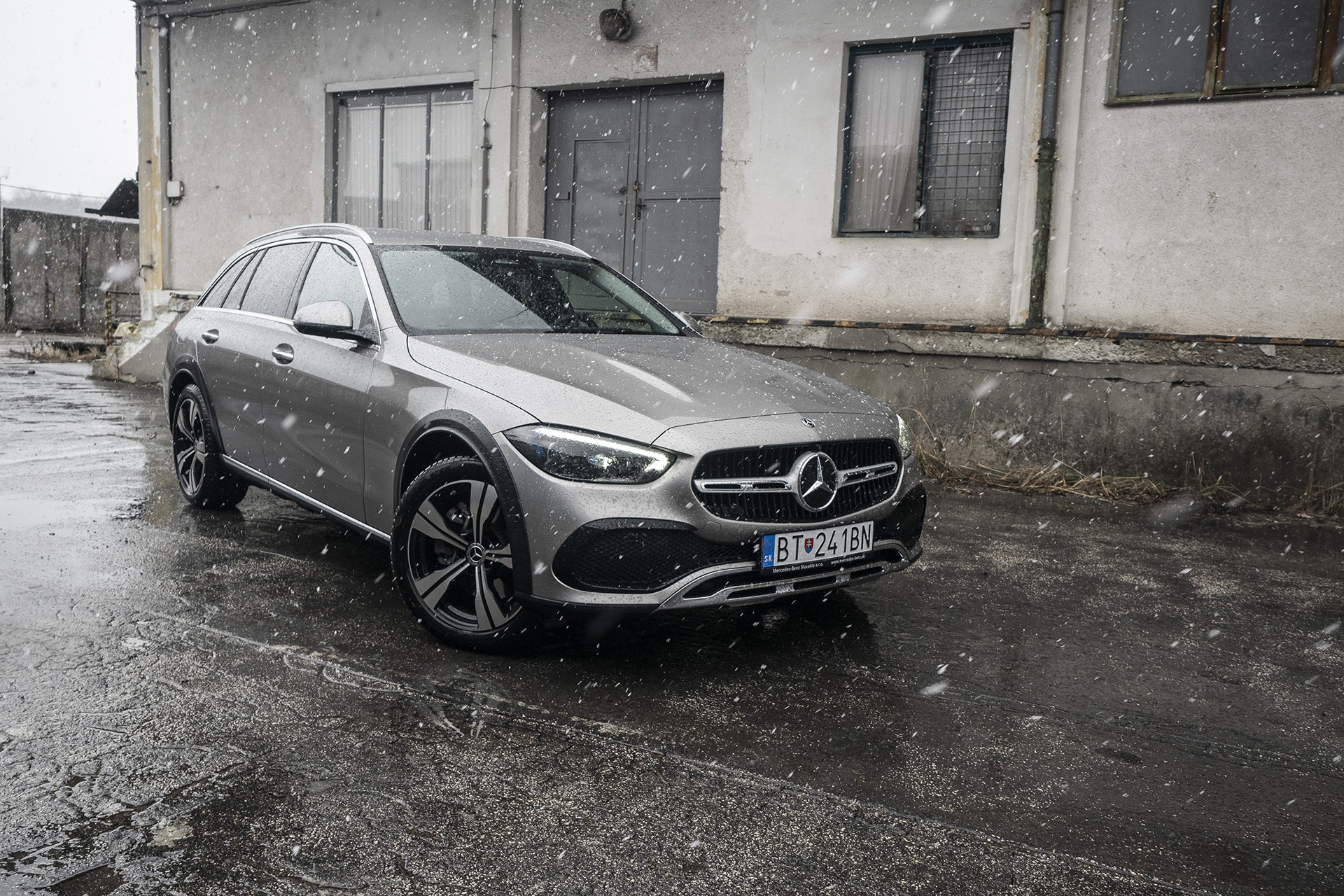 Test: Mercedes-Benz C220d All-Terrain – Do každej situácie?