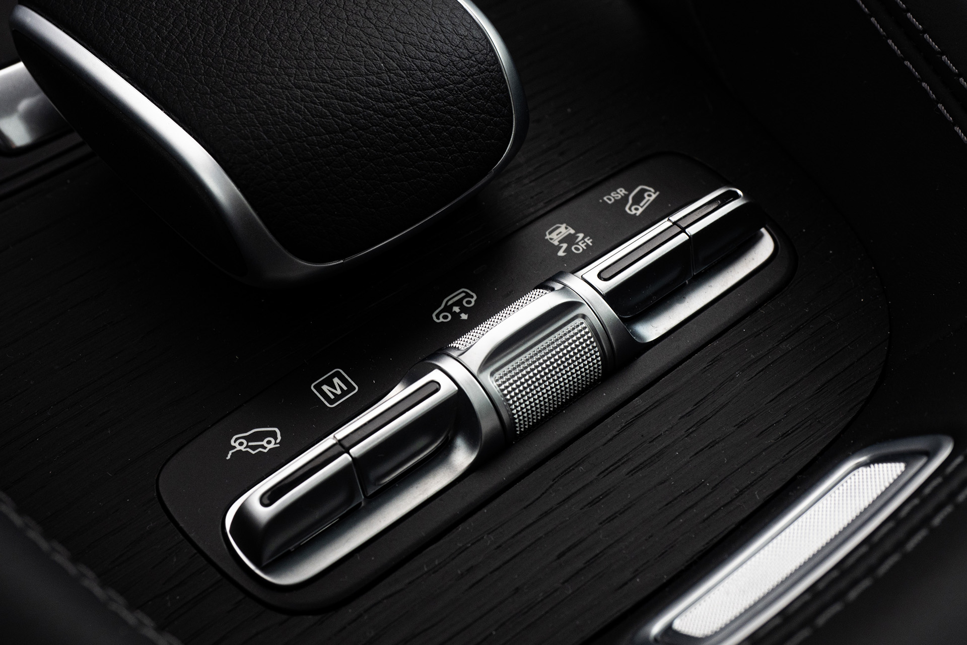 Test: Mercedes-Benz GLS450d - Kráľ komfortu a čiastočne aj zákrut