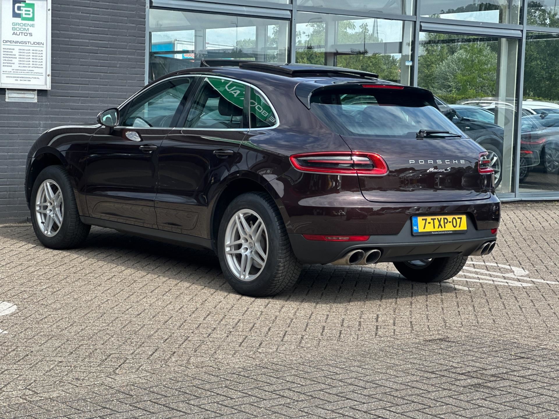 V inzerátoch sme našli auto snov. Porsche Macan za cenu škodovky má vyšší nájazd, je to risk?