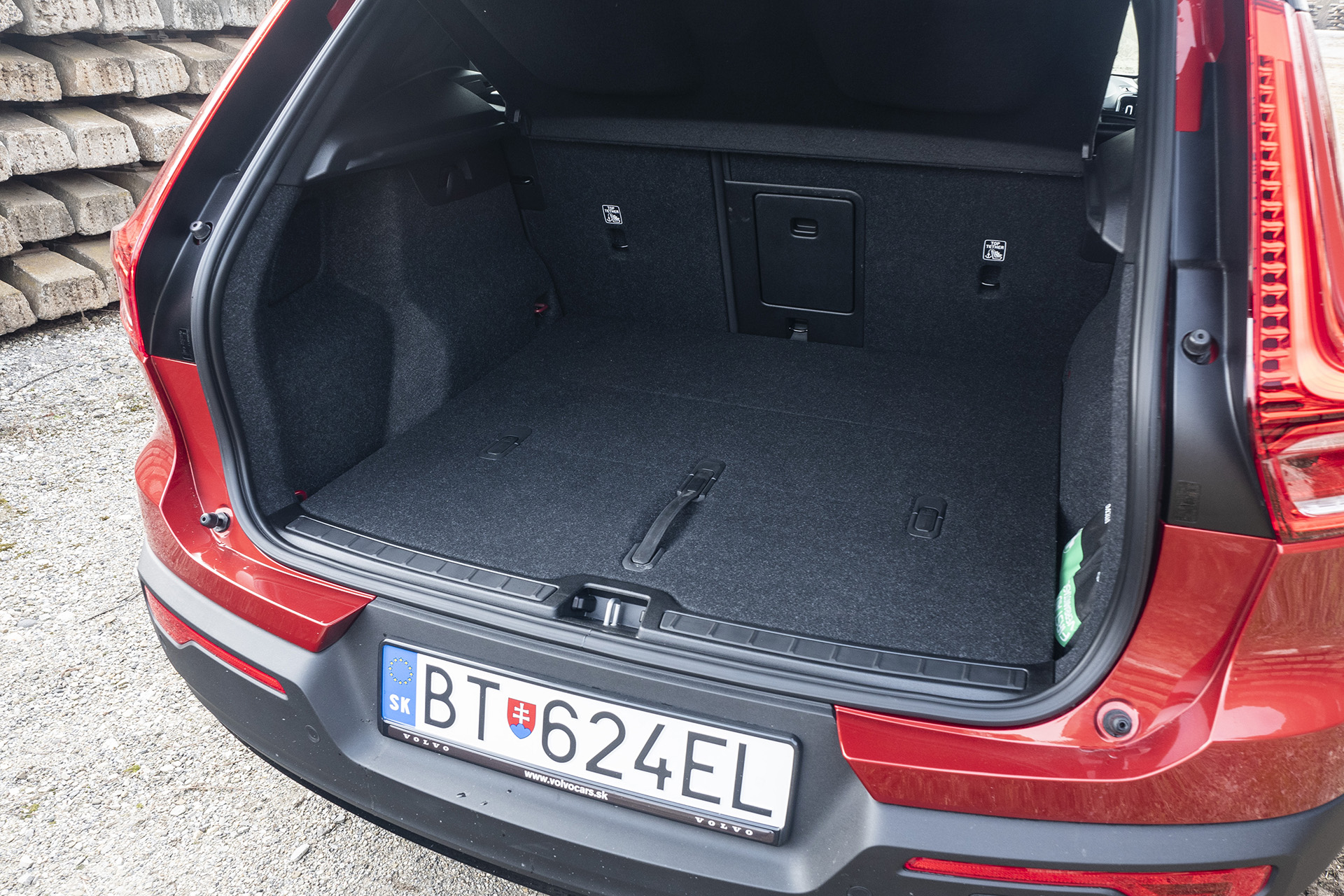 Volvo XC40 Recharge chce zaujať priaznivcov elektromobilov