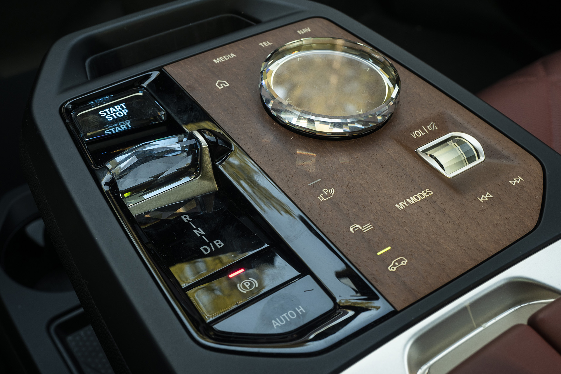 Test: BMW iX xDrive50 - Nehľadajte ďalej, toto je najlepšia verzia asi najlepšieho elektromobilu