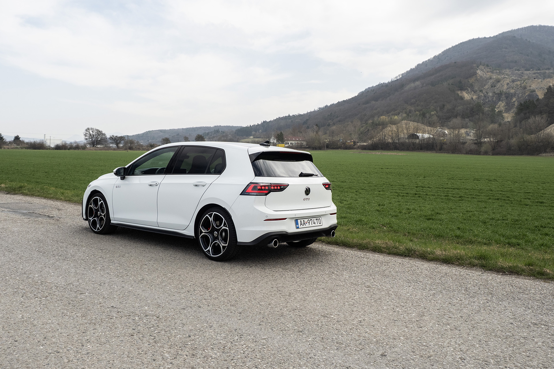 TEST Volkswagen Golf GTI: Je kráľom hothatchov aj v roku 2025? 