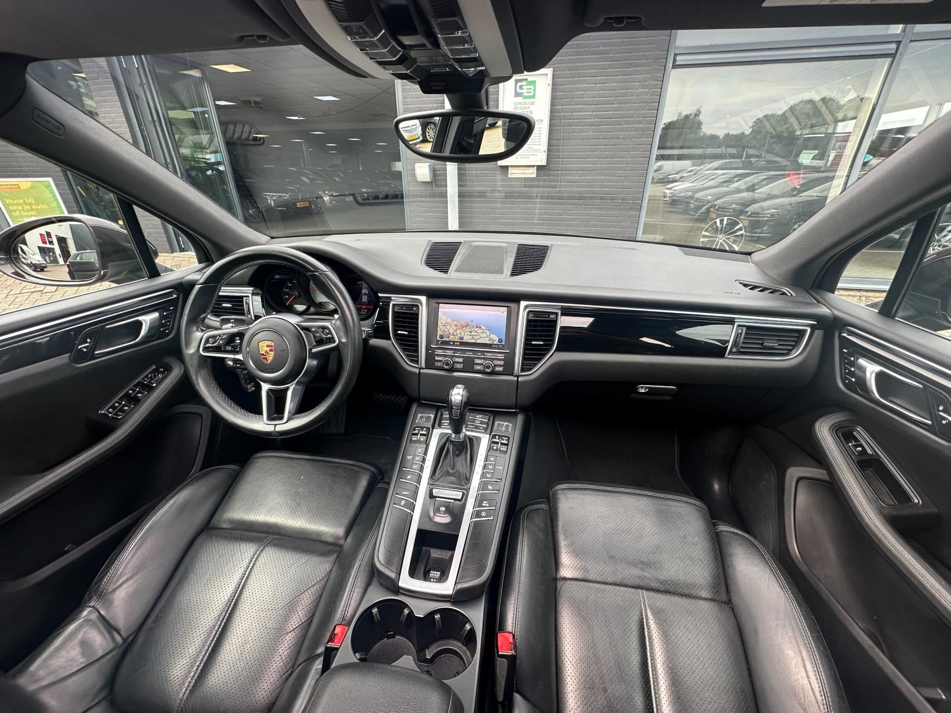 V inzerátoch sme našli auto snov. Porsche Macan za cenu škodovky má vyšší nájazd, je to risk?