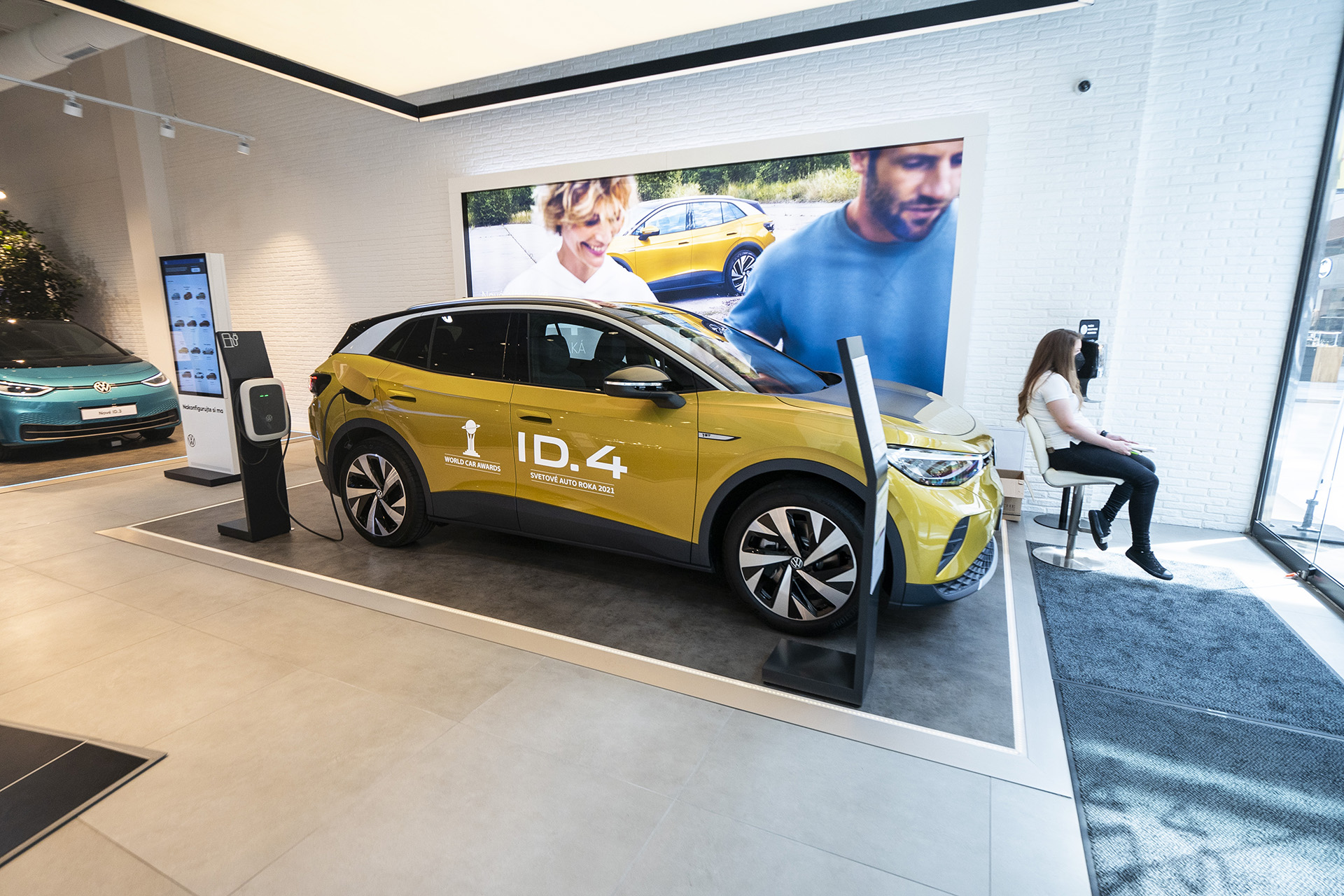 Mooncity predvádza elektromobily a podáva informácie priamo v Auparku