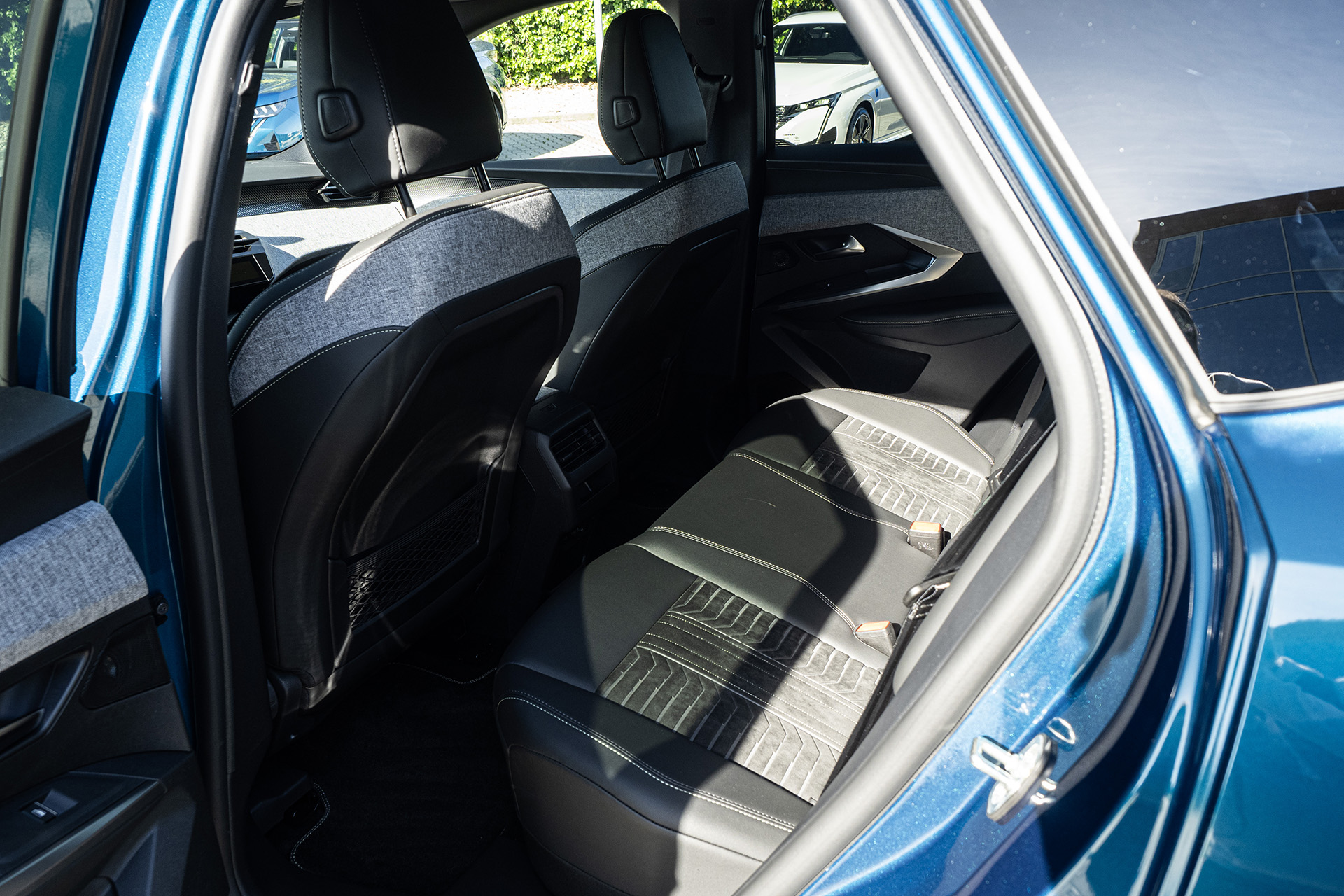 Prvá jazda: Peugeot 3008 Hybrid - veľké ambície