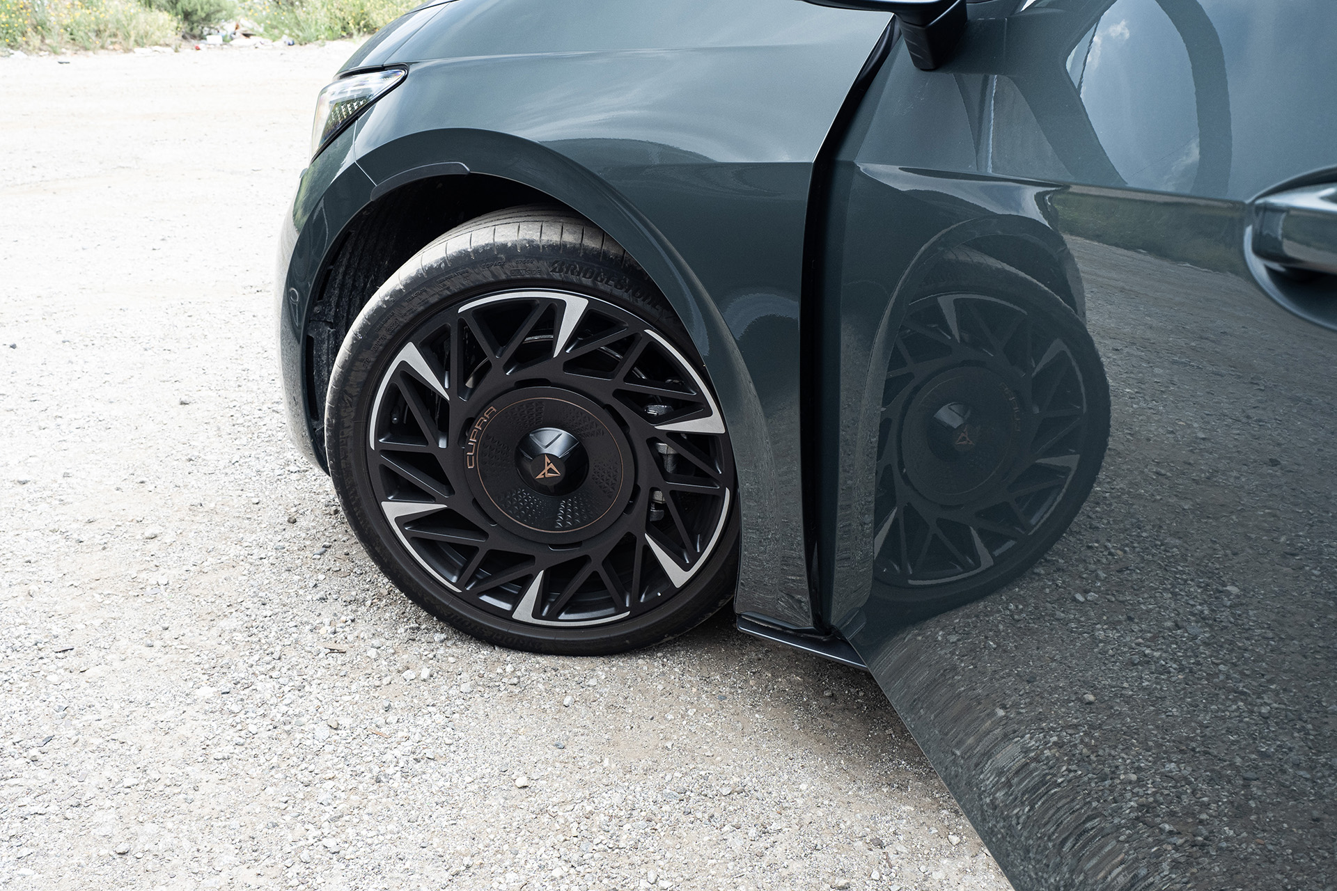 Cupra Born VZ je nový vrchol ponuky modelu a aj tak jazdí 