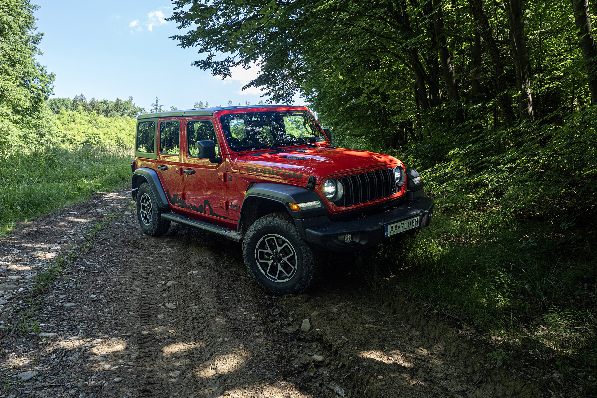 Test: Jazdený Jeep Wrangler 2.0T - Chuck Norris autopriemyslu