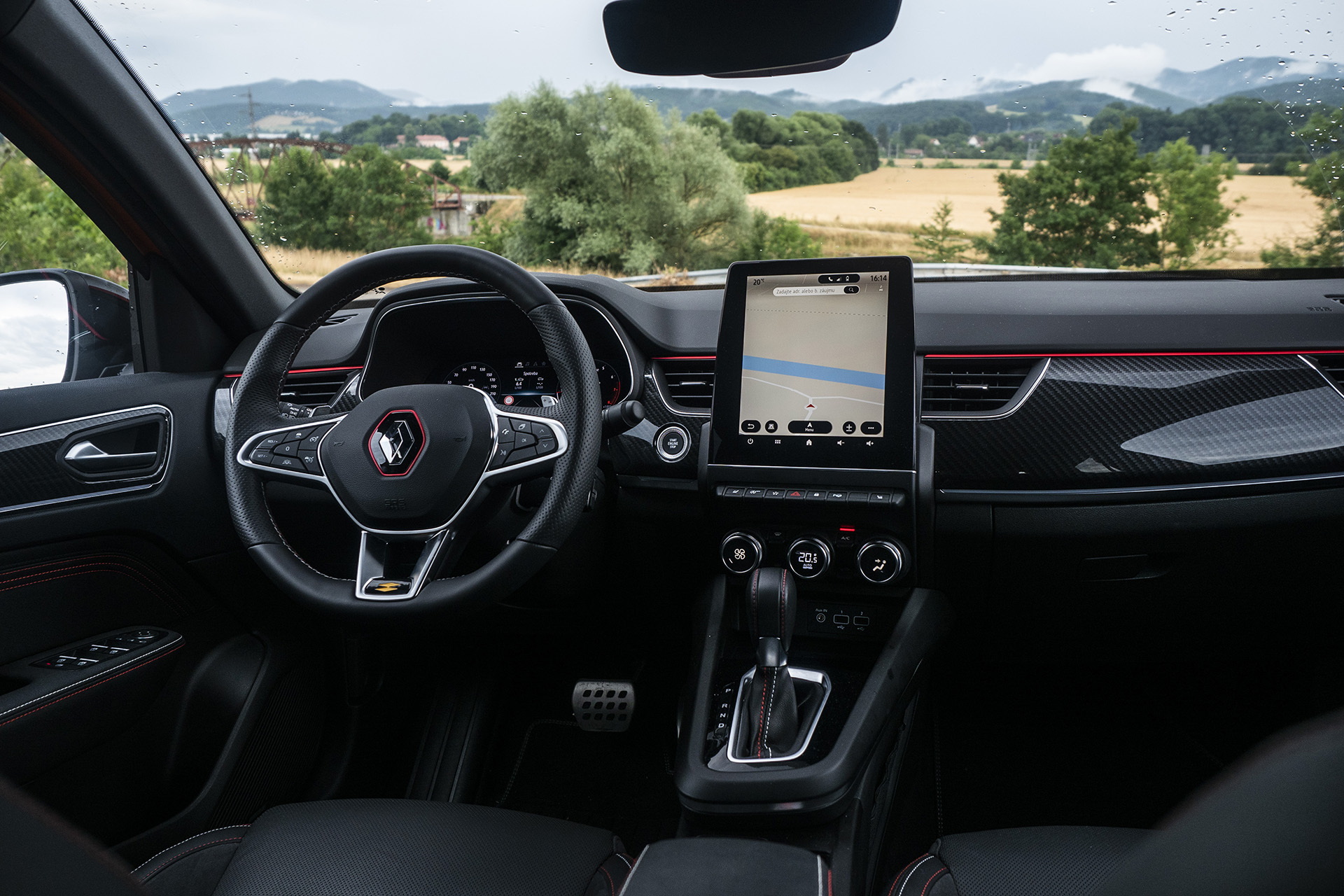 Renault Arkana R.S. Line: Vizáž áno, ale čo výkon?