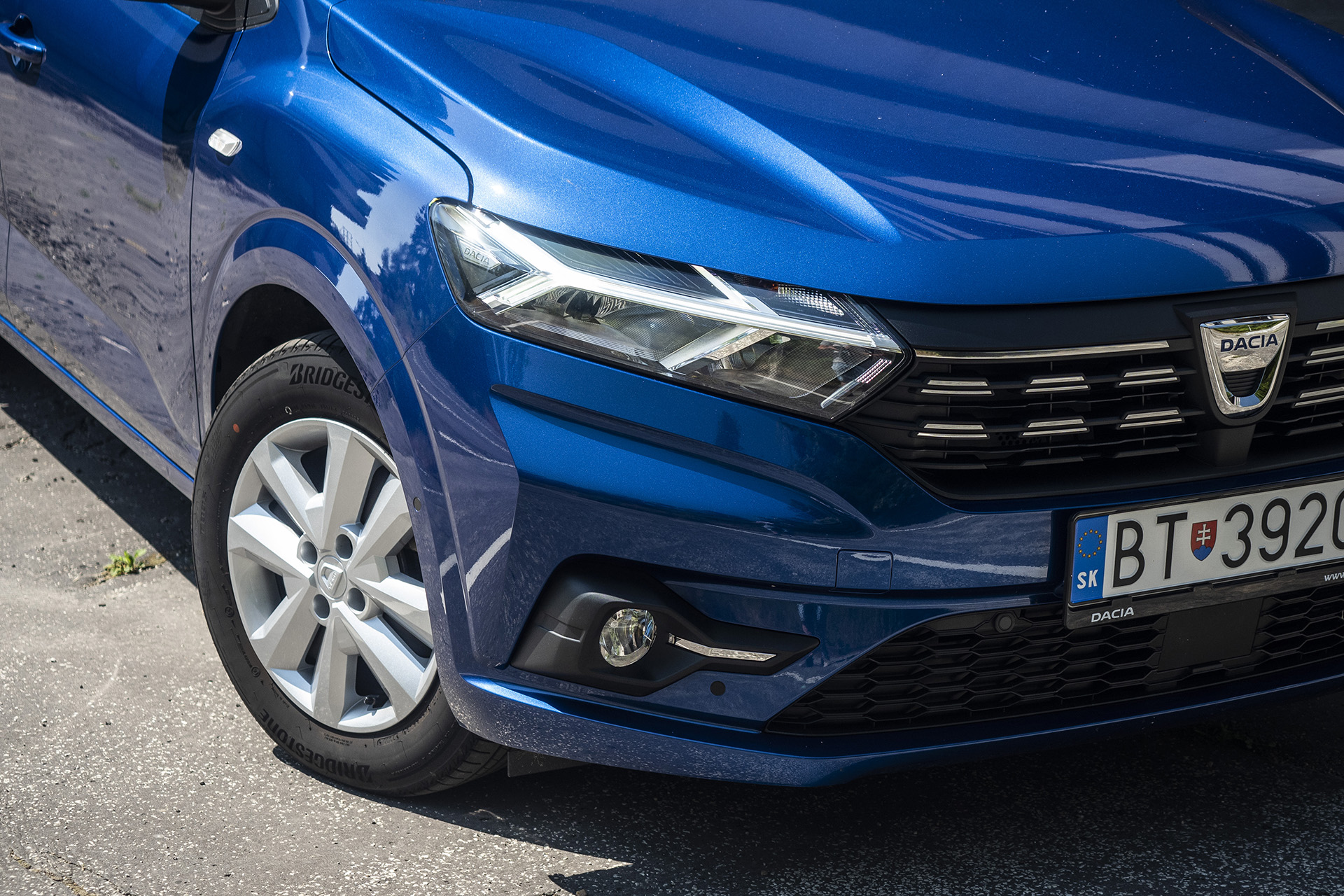 Test: Dacia Sandero Sce 65 – Ako jazdí úplný základ?