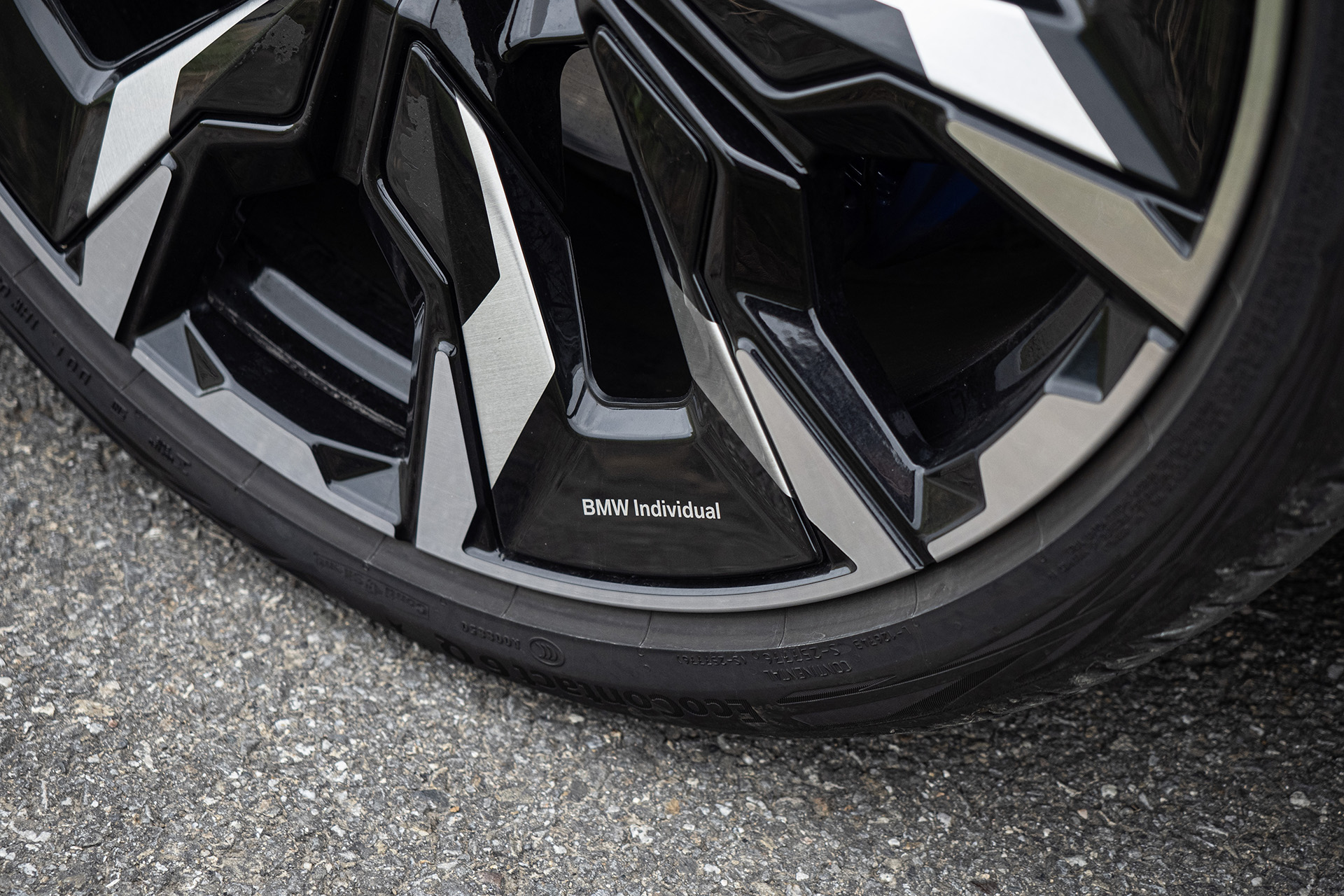 Test BMW i5 M60 Touring: Výkon menšej elektrárne v rodinnom kombi