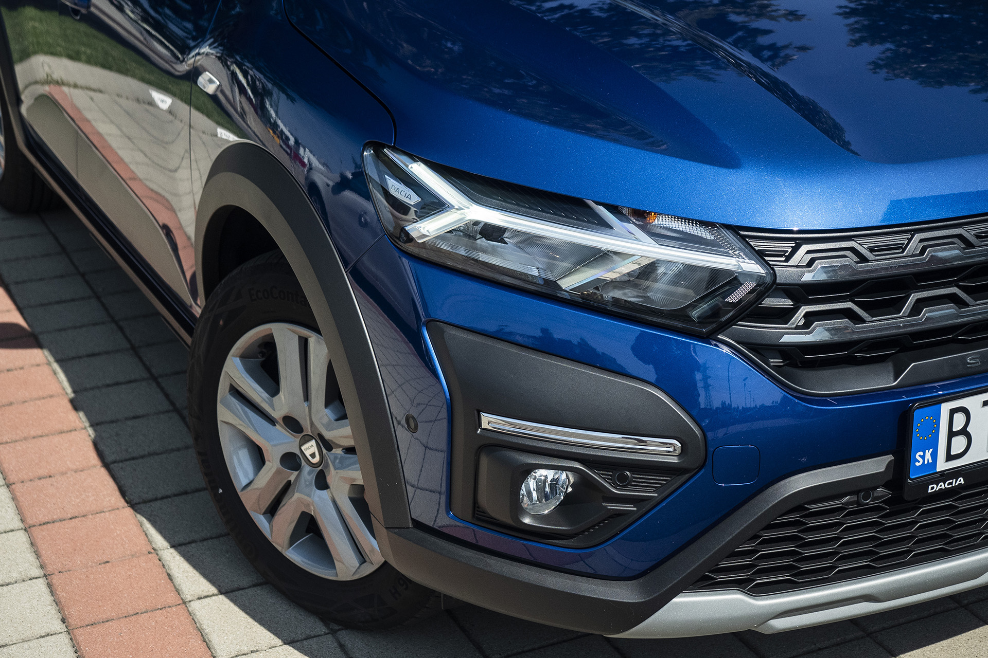 Je lepšia Dacia Sandero s automatom, alebo s manuálom?