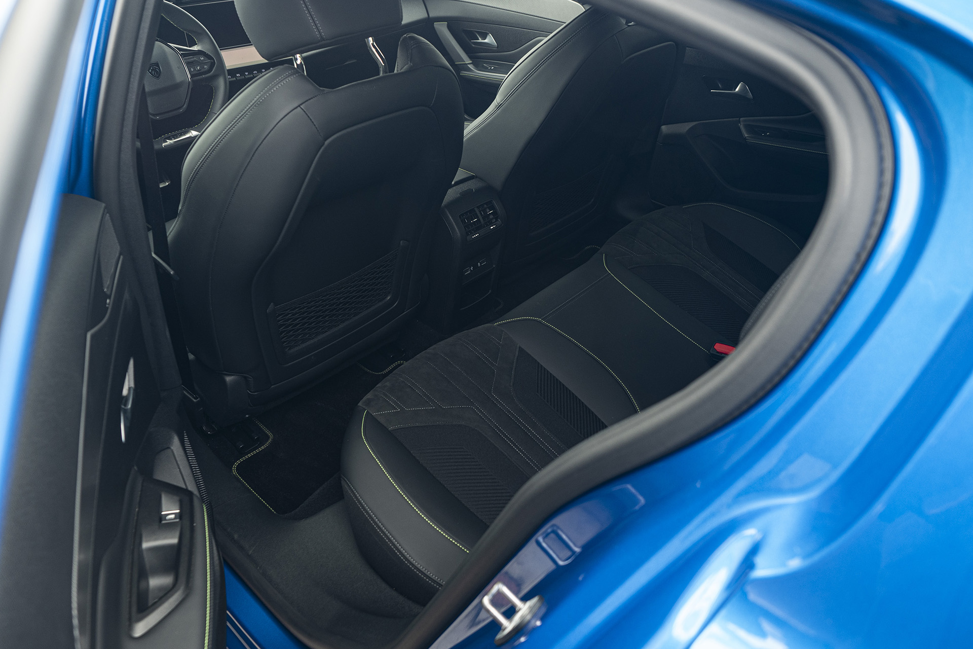 Peugeot 308 PHEV: Keď krása zatieni všetky ostatné pozitíva