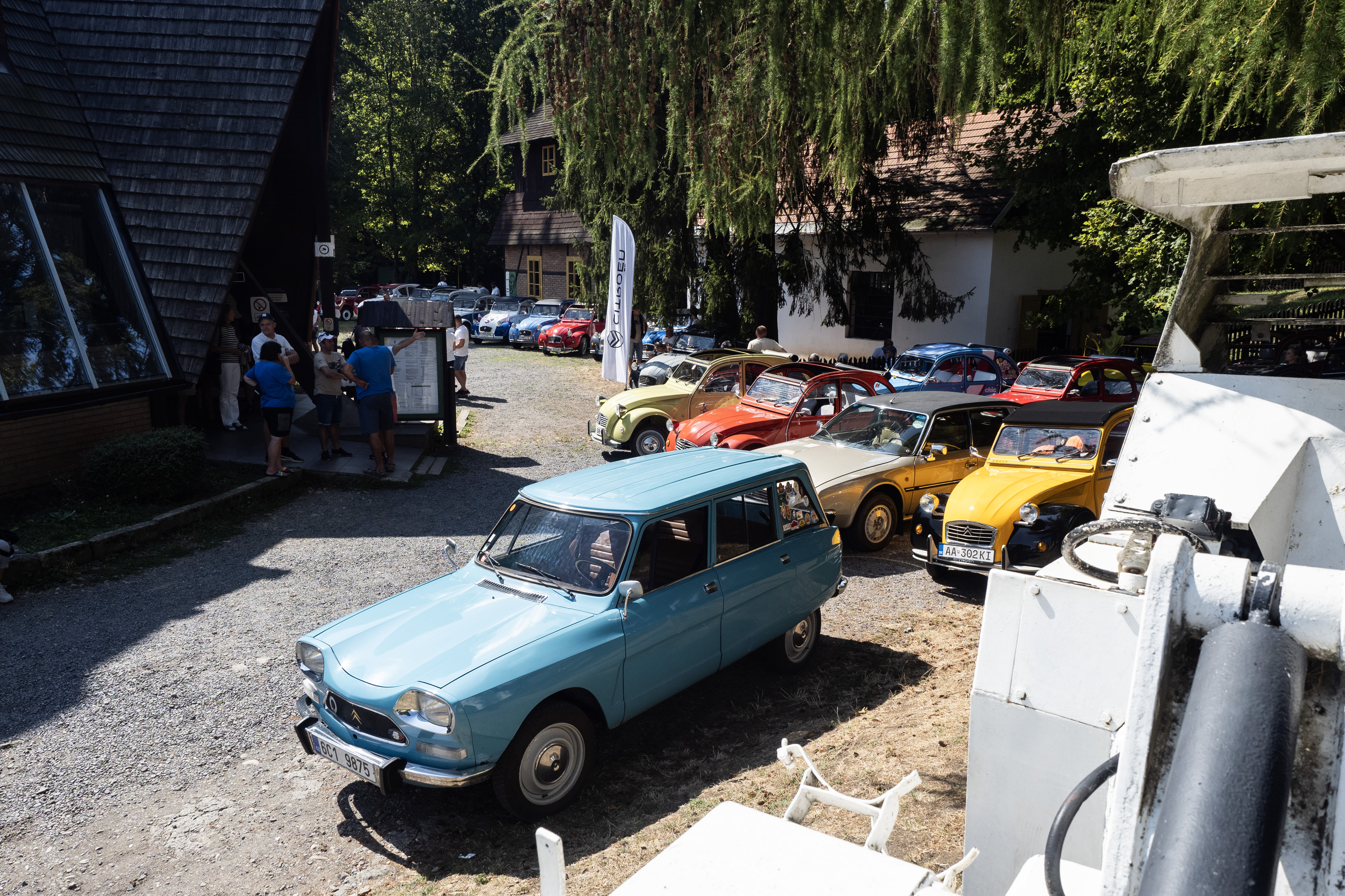 Banská Štiavnica patrila kačiciam (Citroën 2CV)