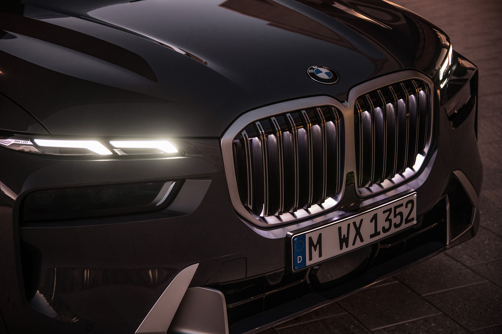 BMW X7: Nový predok, nový displej, ale kde je páka prevodovky?