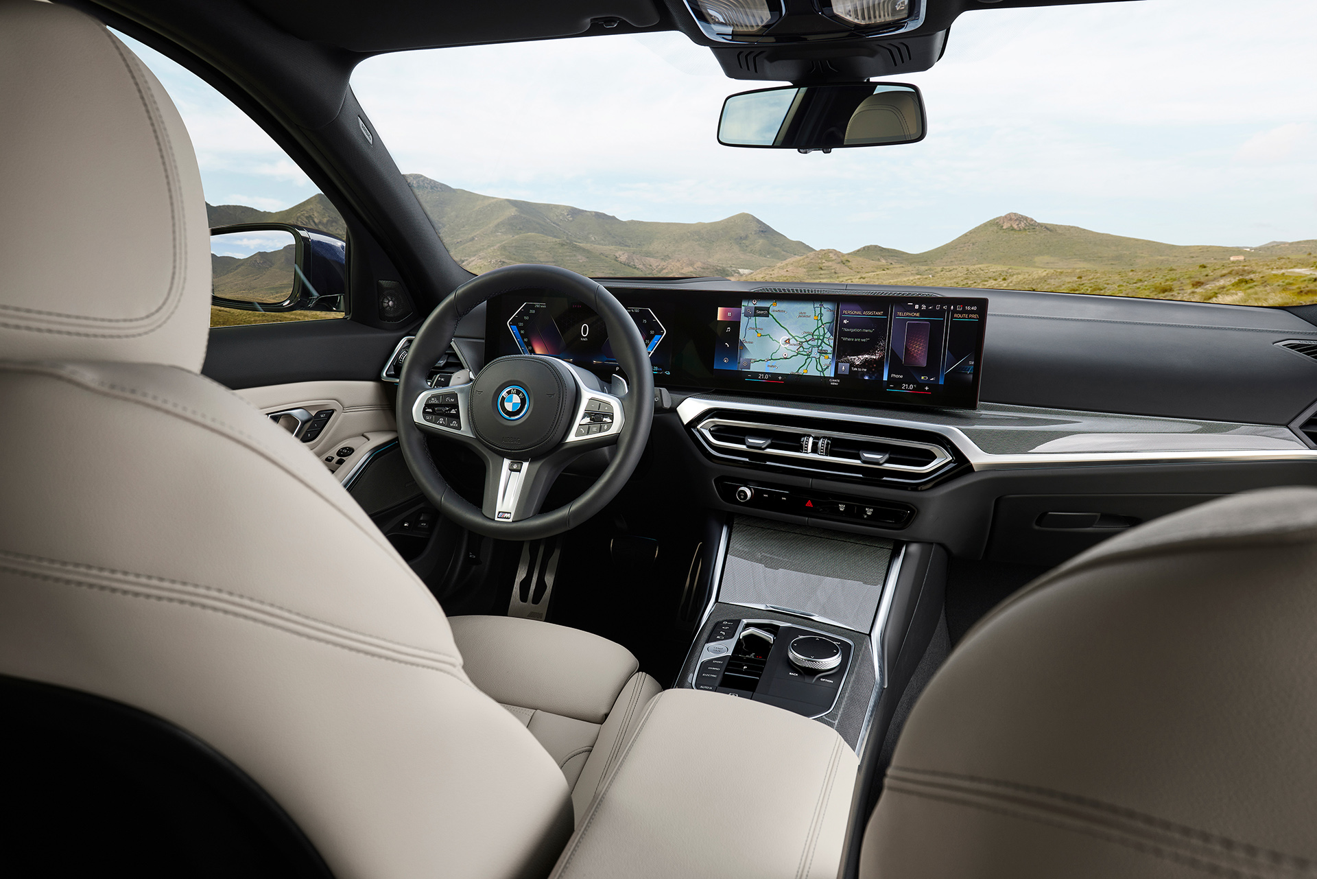 BMW radu 3 má facelift, interiér je úplne iný