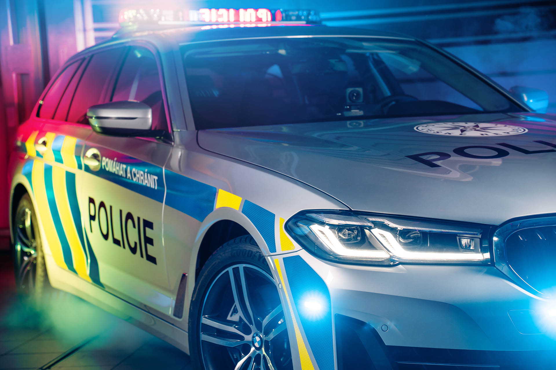 V Česku bude nová stíhačka na cestných pirátov, policajti dostali niekoľko BMW 540i