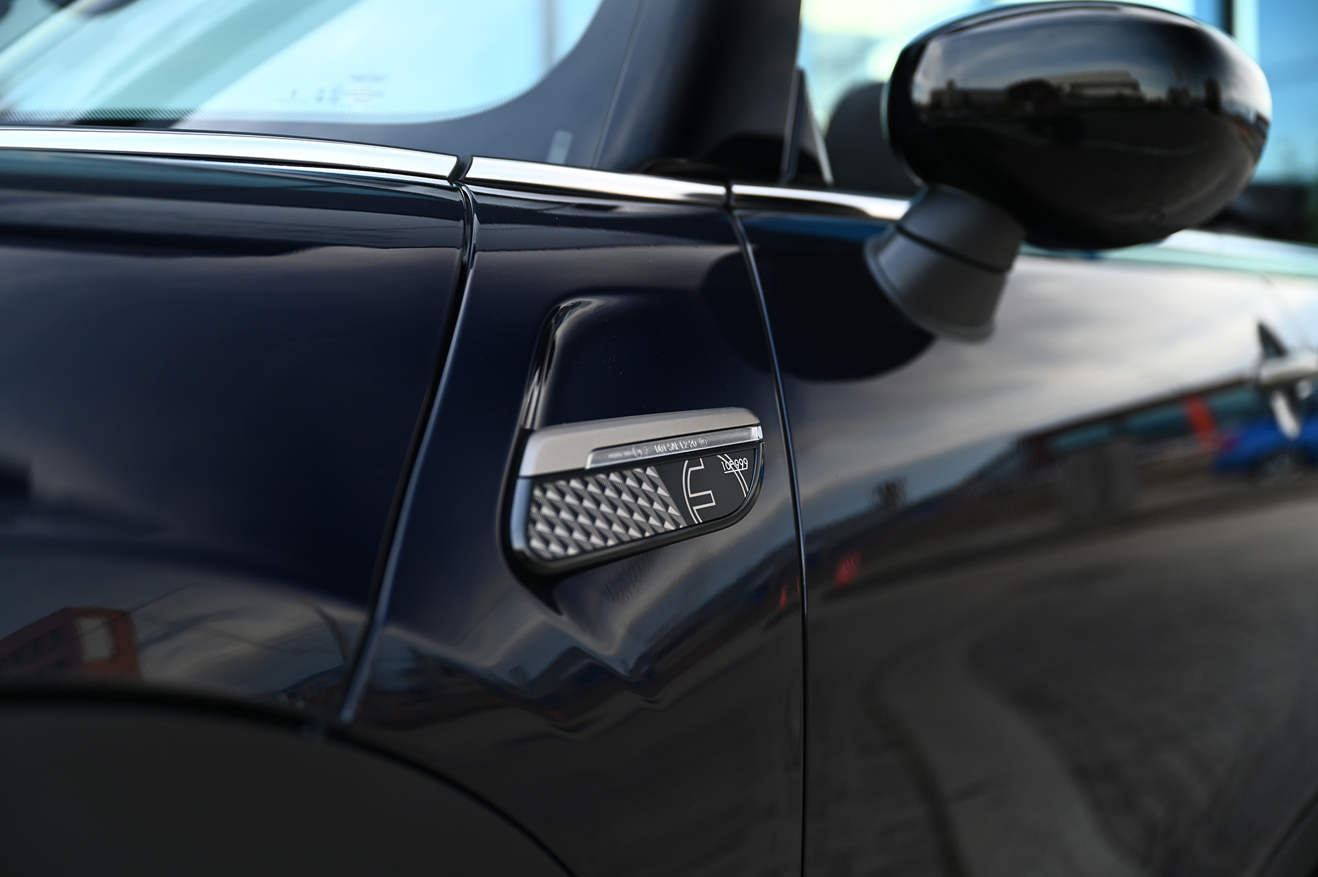 MINI Cooper SE Convertible: Dva kusy máme na Slovensku, poponáhľajte sa!