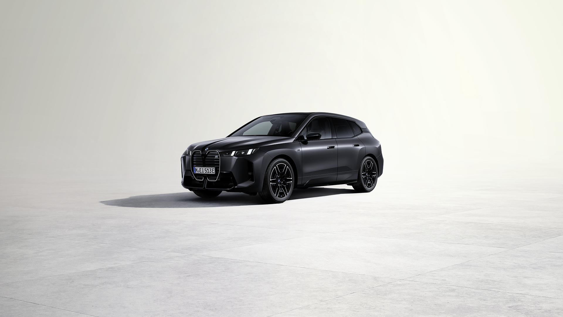 BMW posúva hranice modelu iX. Až na 700 kilometrov