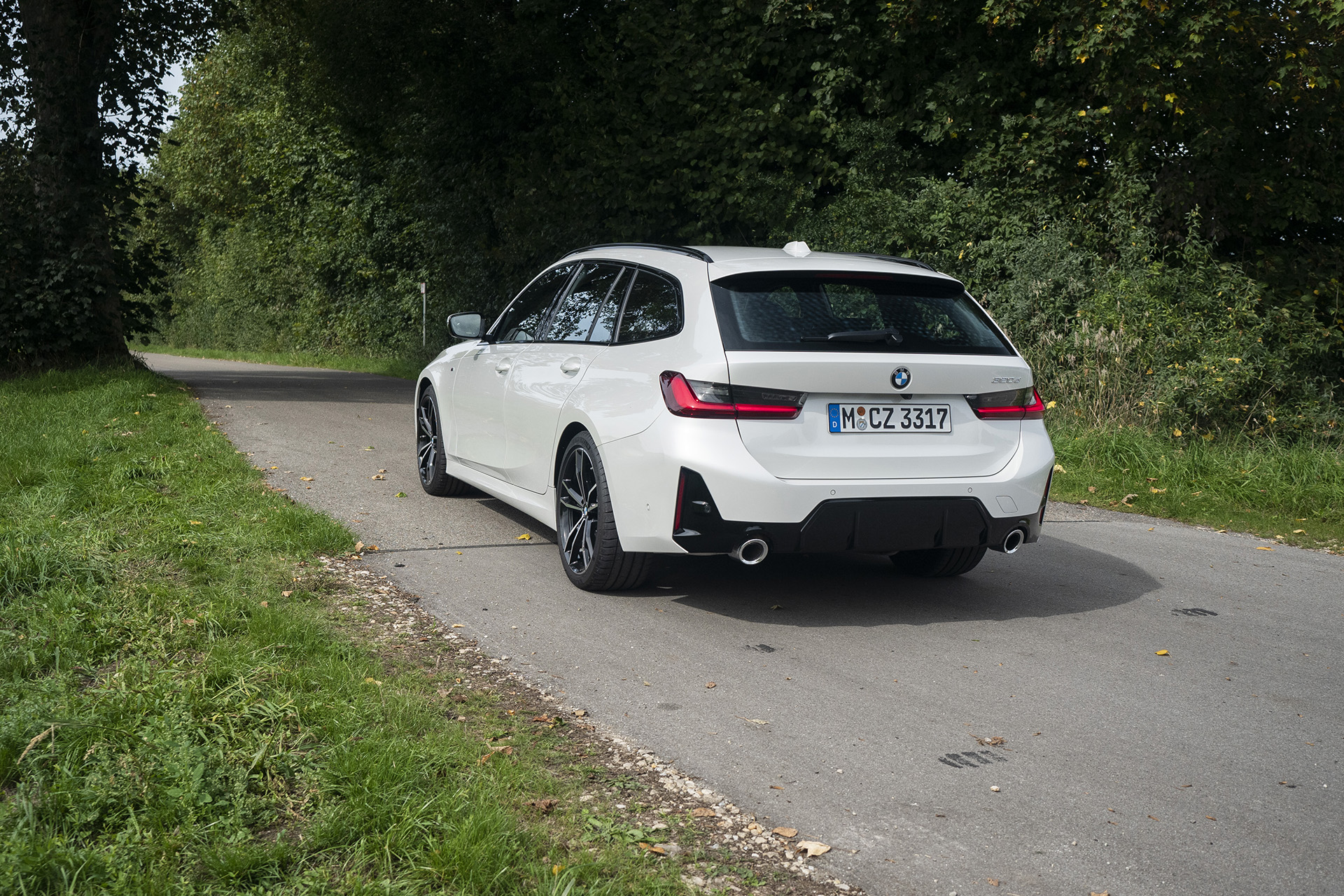 BMW inovovalo Trojku, skúsili sme 320d Touring xDrive
