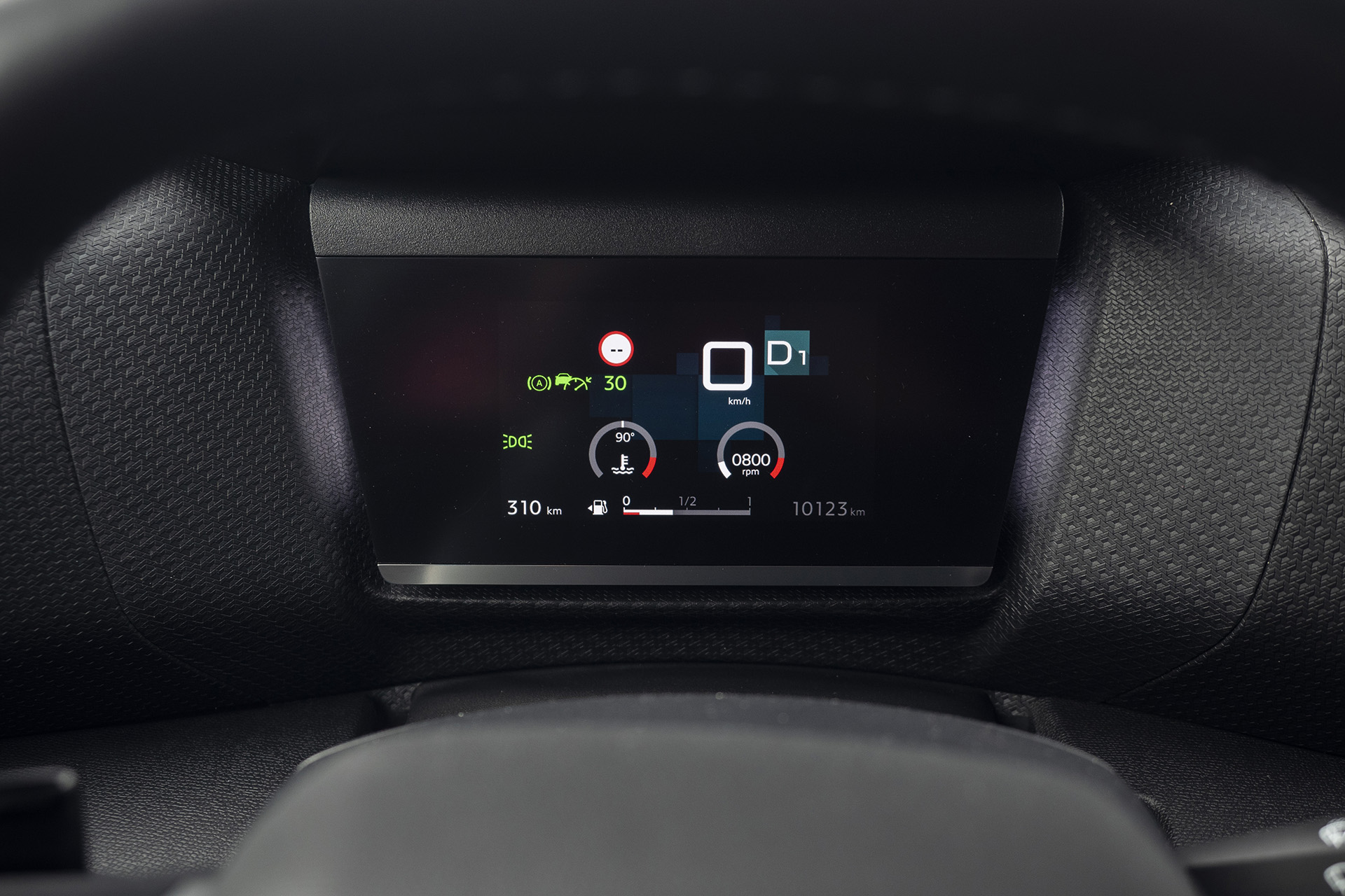 Citroën C4 PureTech 155 je najvýkonnejší C4 súčasnosti, nechce však byť hot