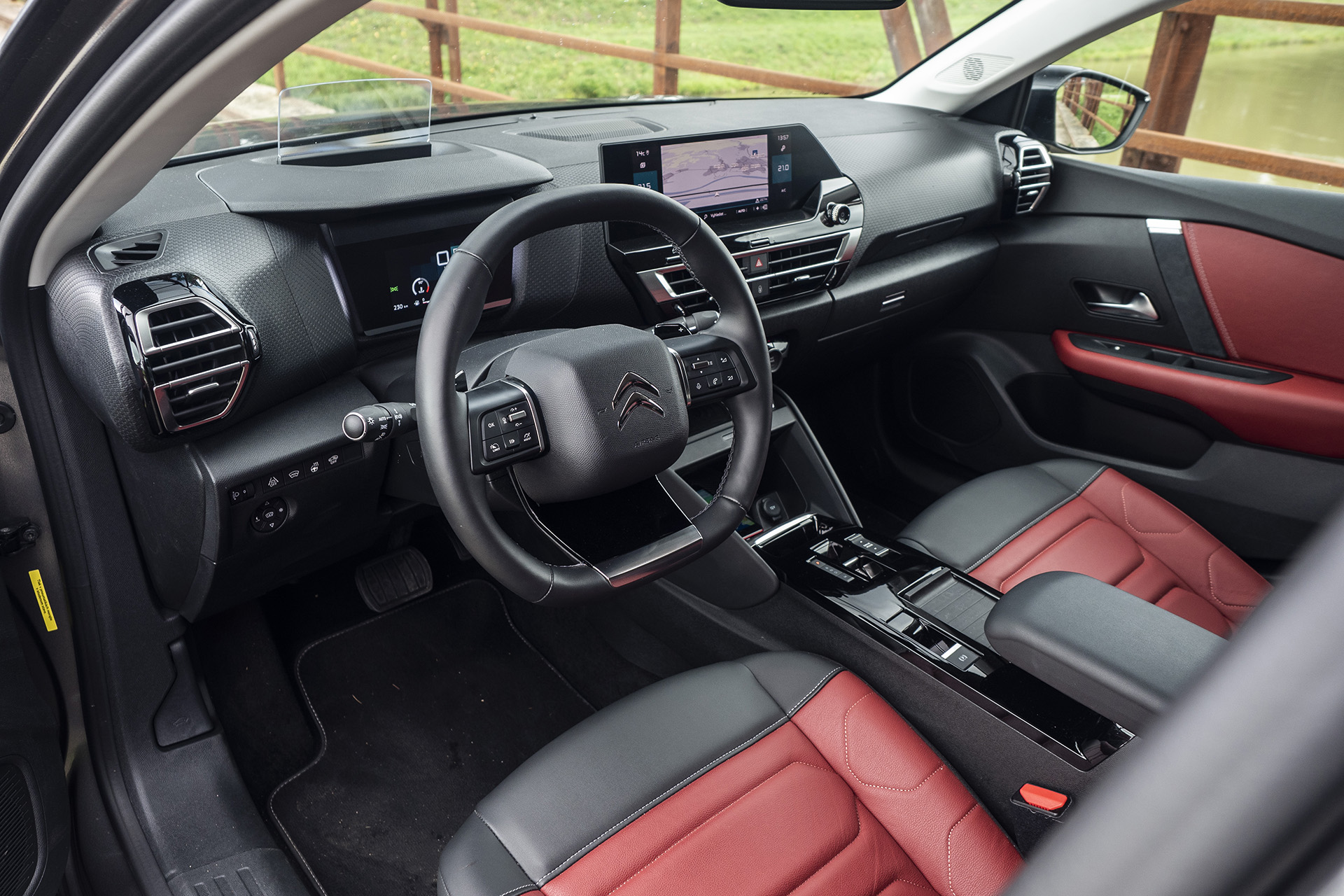Citroën C4 PureTech 155 je najvýkonnejší C4 súčasnosti, nechce však byť hot