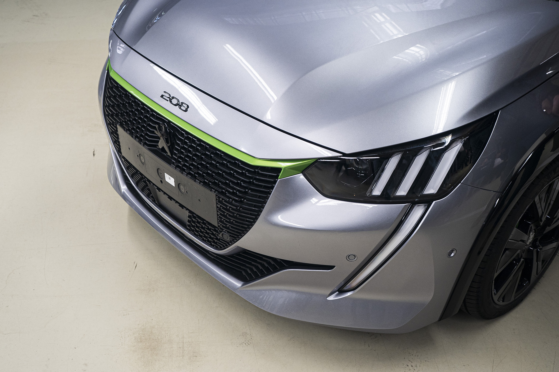 Peugeot 208 podľa predstáv? Program Individual to dokáže