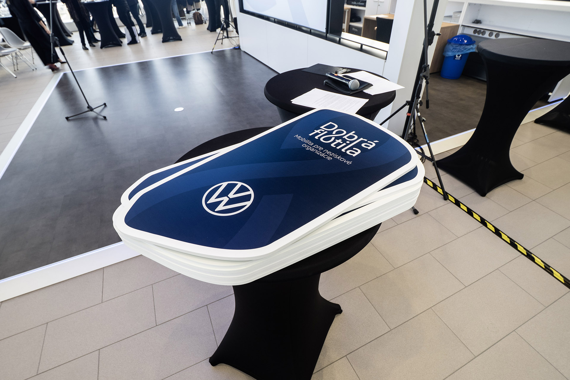 Dobrá flotila: Nadácia Volkswagen Slovakia odovzdala deväť vozidiel neziskovým organizáciám, svet je stále obývateľný