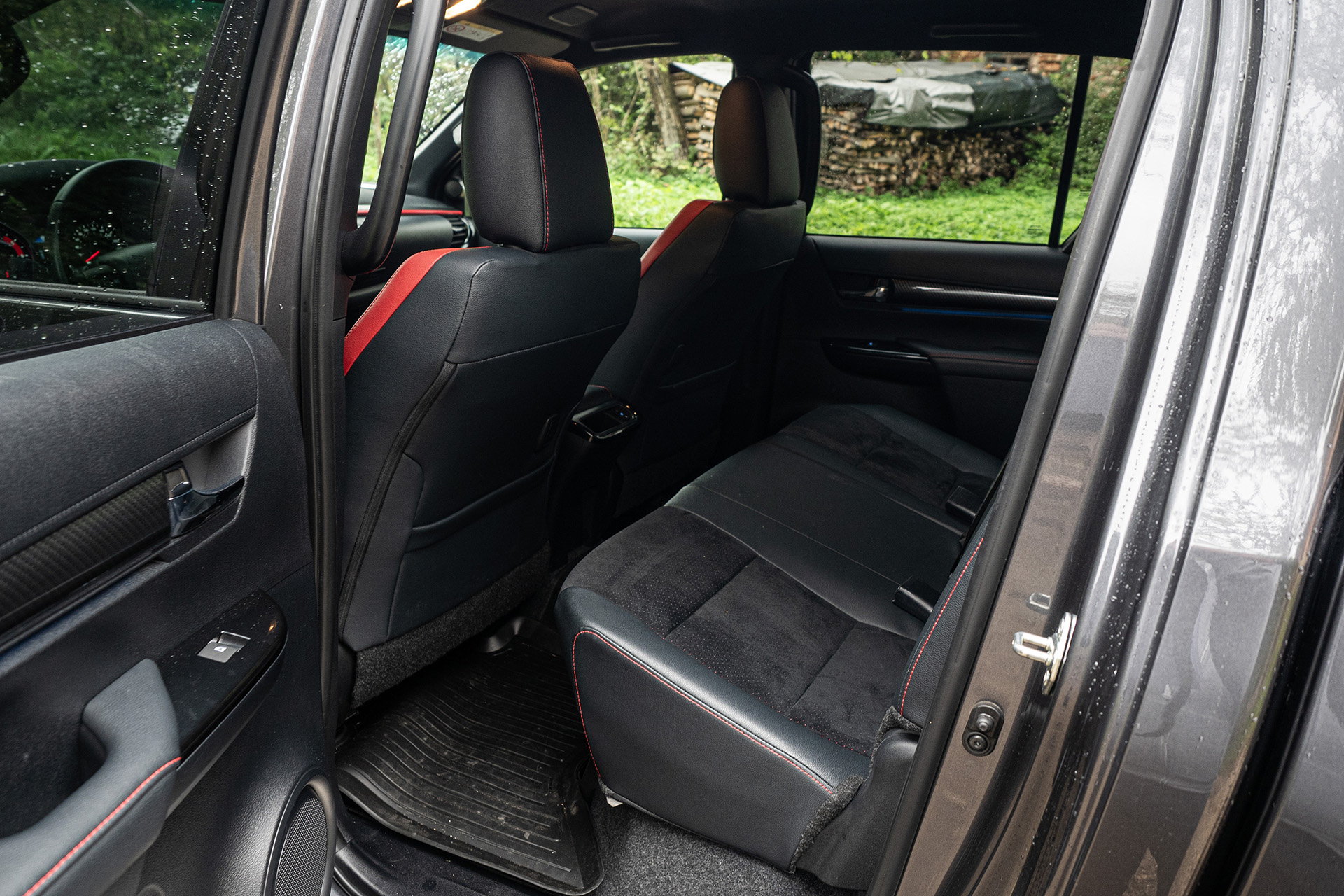 Toyota Hilux GR Sport: Kráľ nezničiteľnosti má športový prevlek