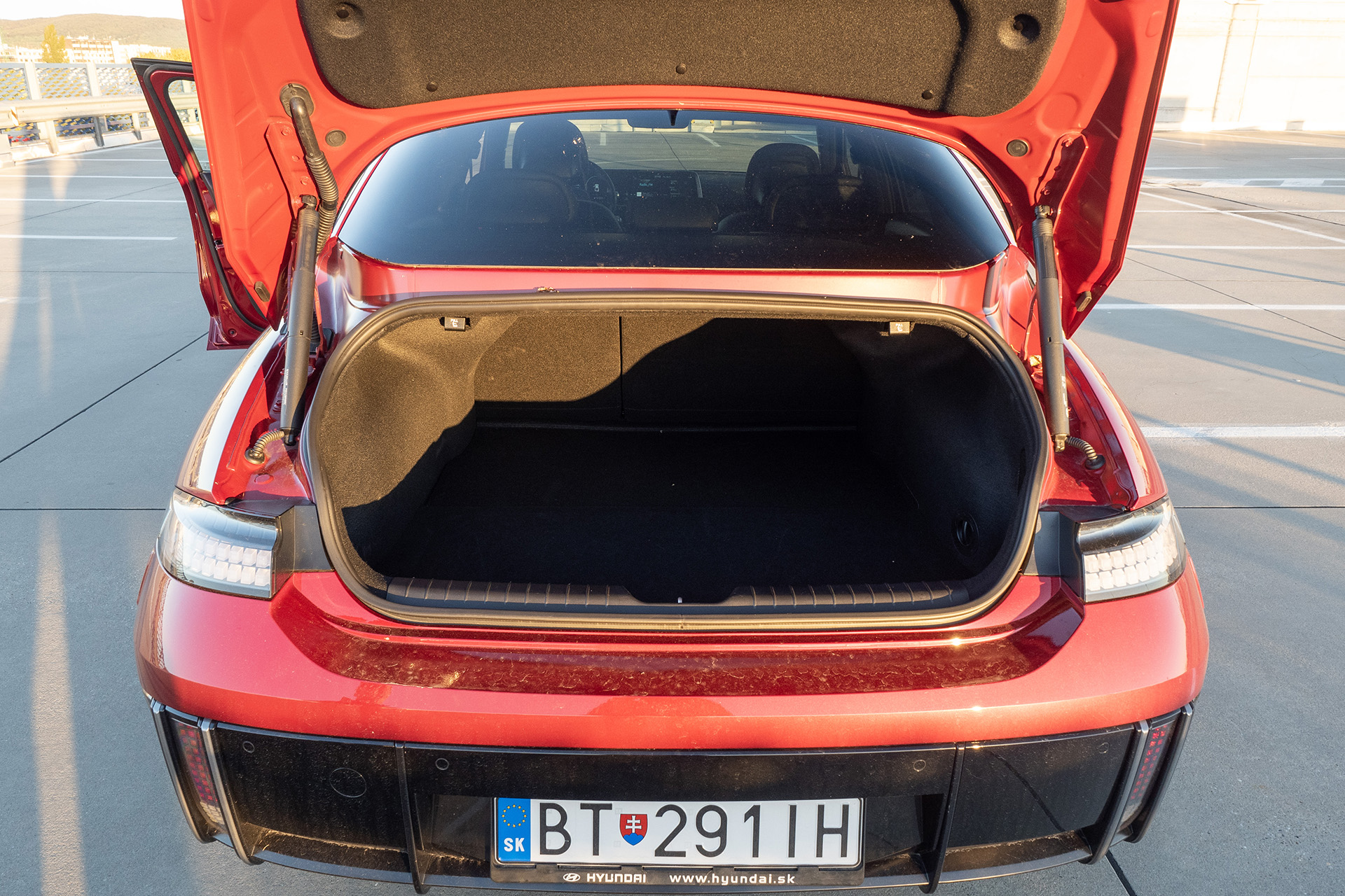 Hyundai Ioniq 6 s pohonom zadnej nápravy: Koľko dá na nabitie?