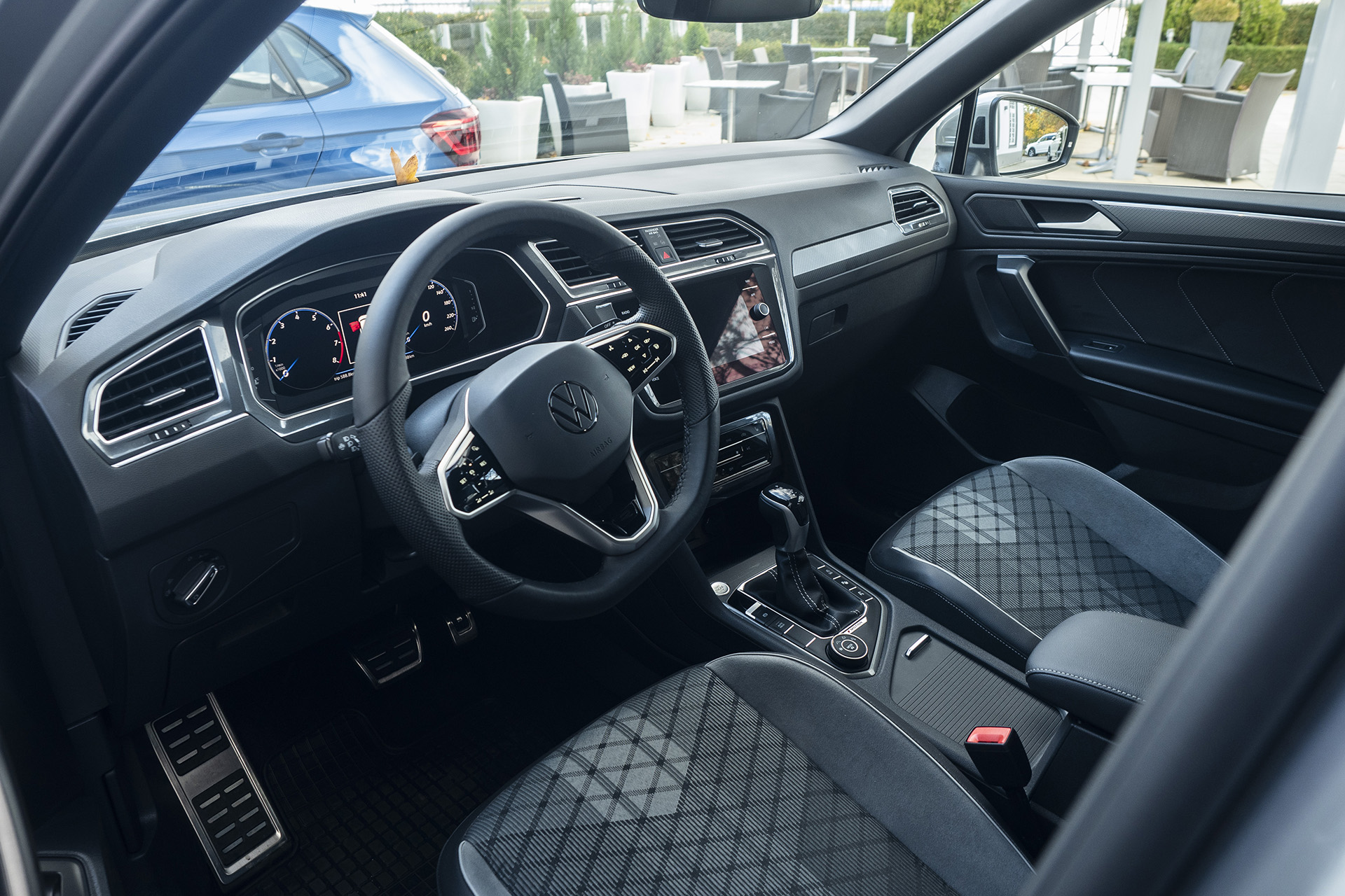 Pozreli sme si vynovený Volkswagen Tiguan Allspace, je krajší ako doteraz