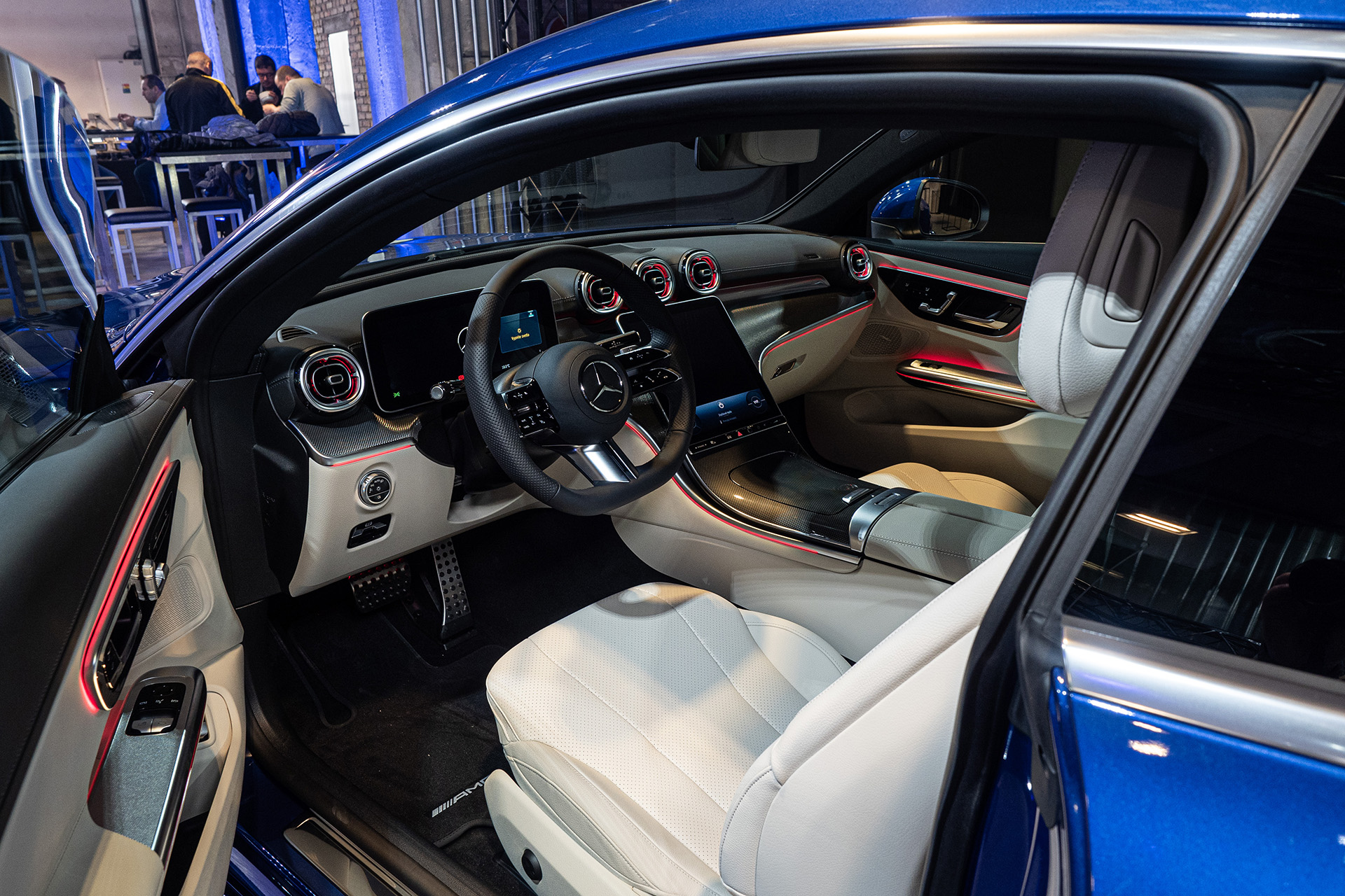 Mercedes ukázal absolútne bomby. Okrem CLE a AMG GT aj Maybach EQS SUV