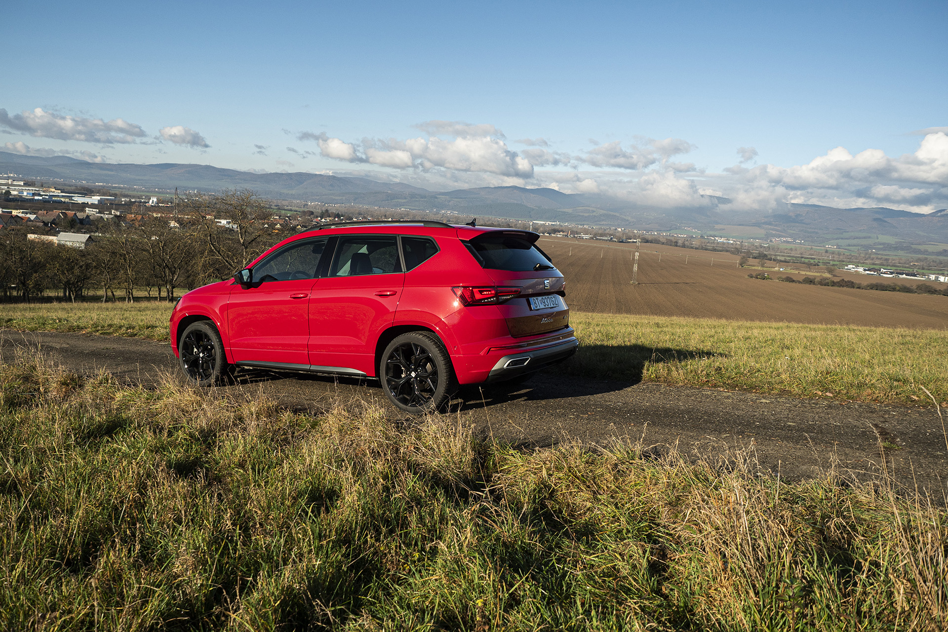 SEAT Ateca FR TSI je šport skĺbený s praktickosťou