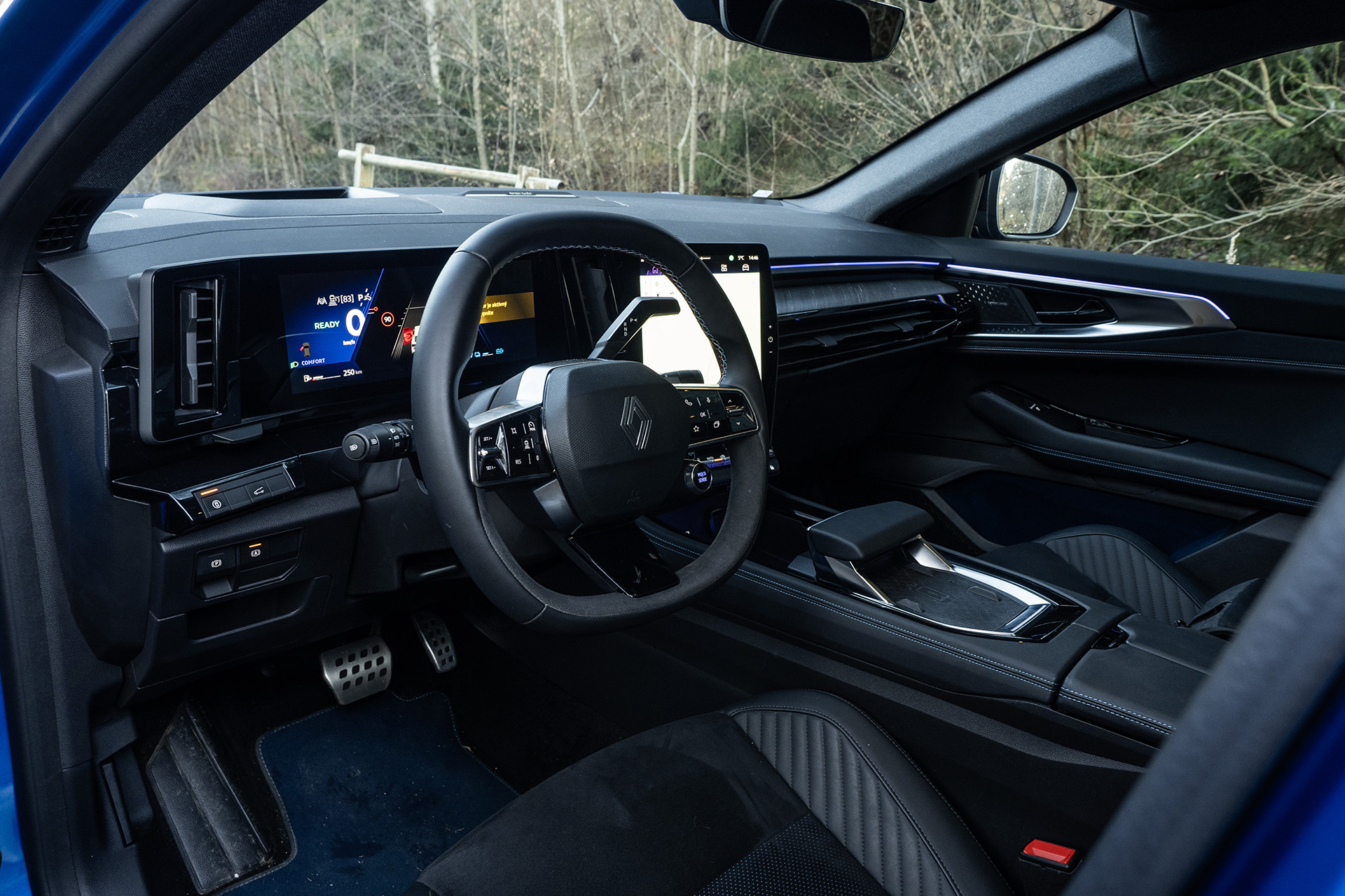 Test: Renault Rafale - Forma a funkcia v harmónii