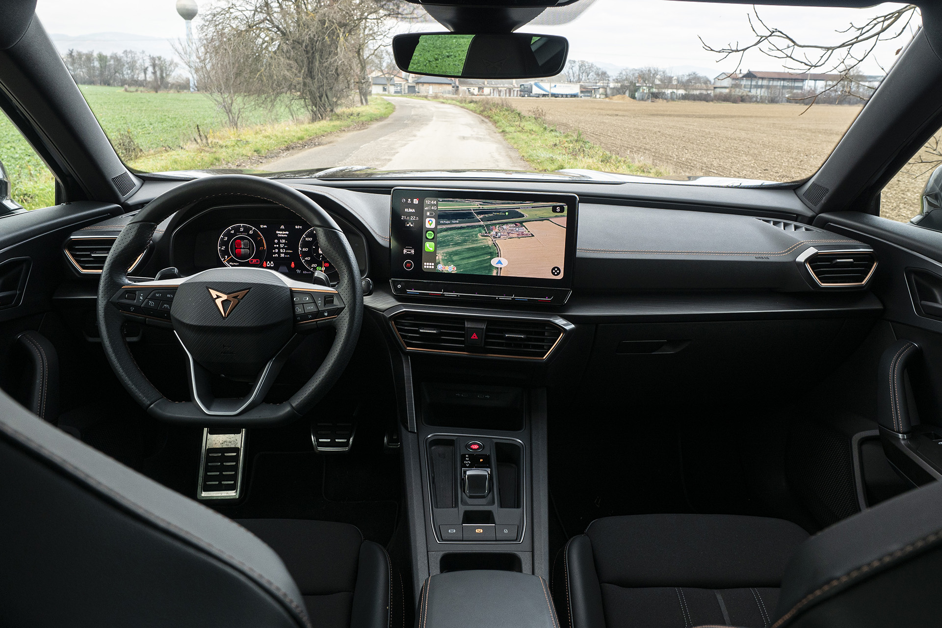 Test: Cupra Formentor VZ 245 - Ašpirácia na kráľovskú korunu