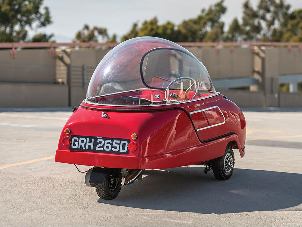 Peel Trident - najmenší 2-miestny automobil s úplným výhľadom z auta. 