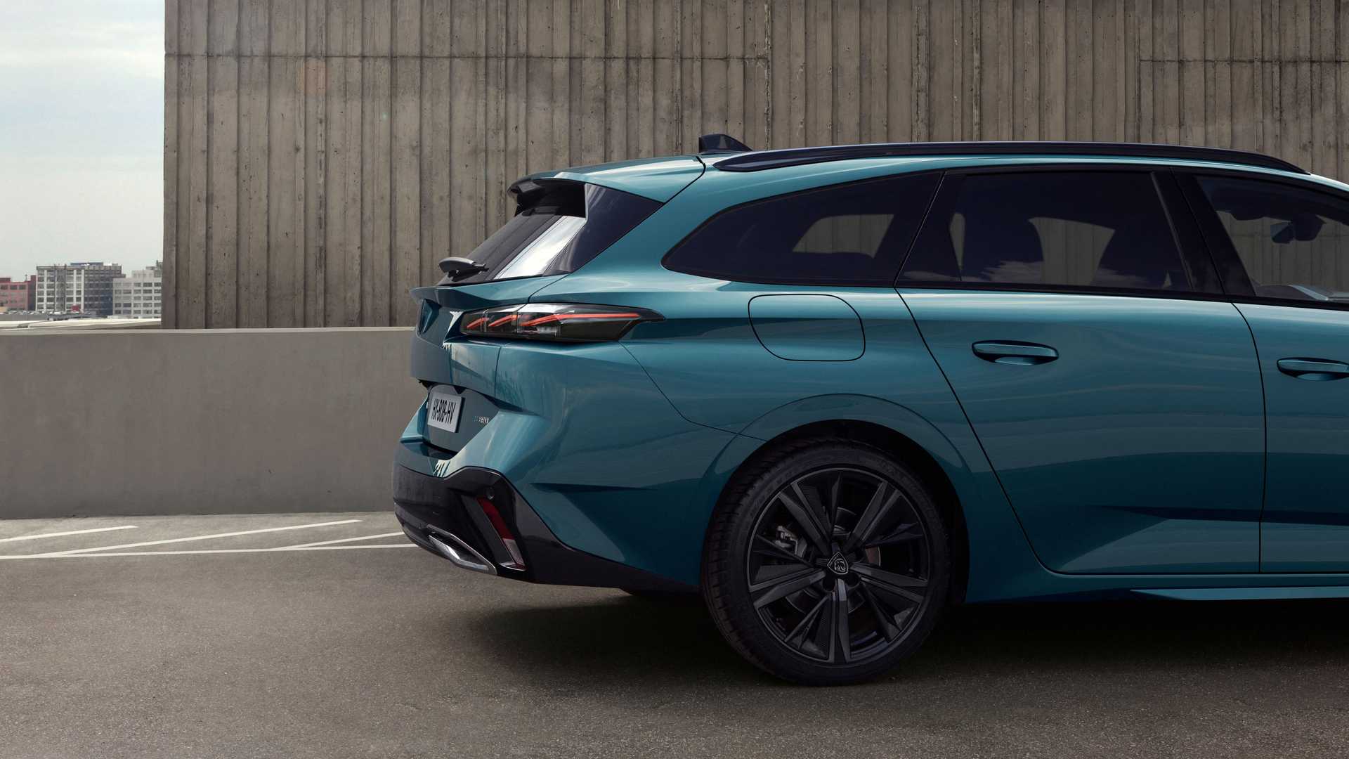 Peugeot pokračuje s peknými autami, ukázal nový kombík 308 SW