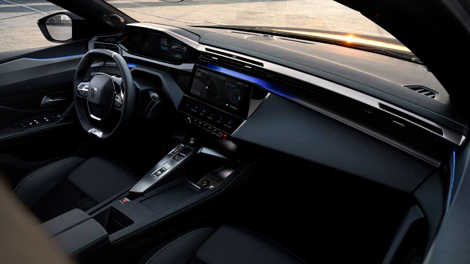 Peugeot pokračuje s peknými autami, ukázal nový kombík 308 SW