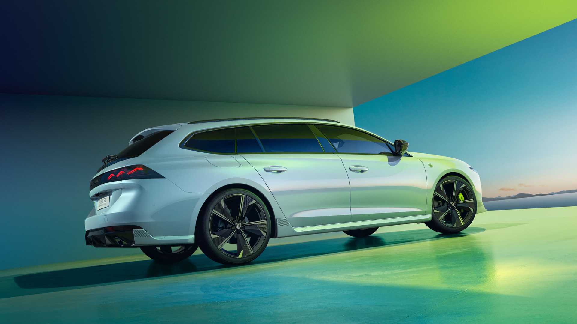 Vylepšený Peugeot 508 je na Slovensku, koľko bude stáť?