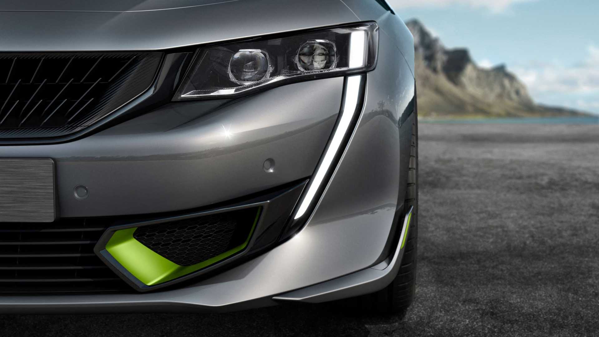 Peugeot predstavil najvýkonnejší model 508, bude mať až 360 koní!