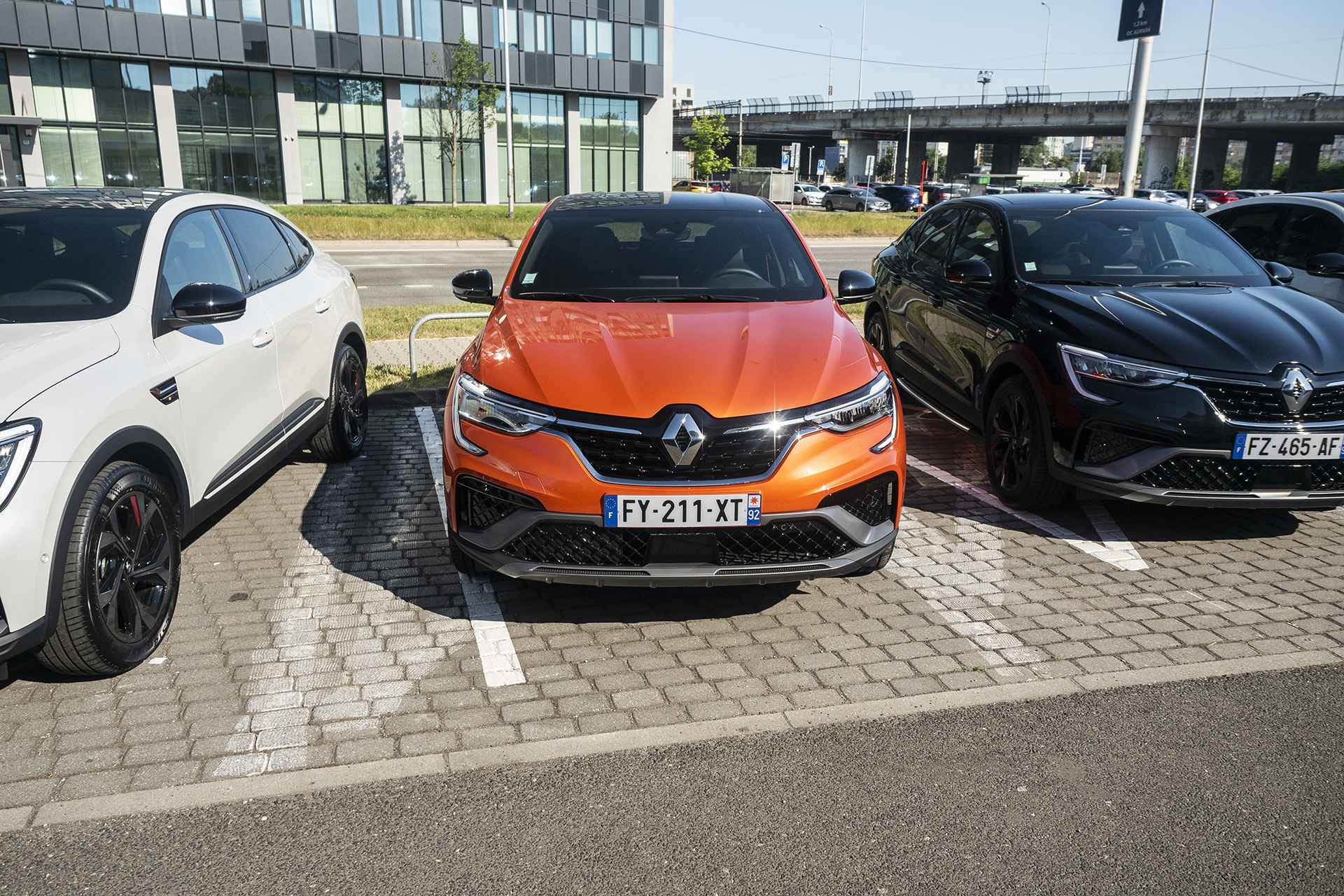 Ktorý motor vybrať do Renaultu Arkana? S akou spotrebou dokáže jazdiť hybrid?